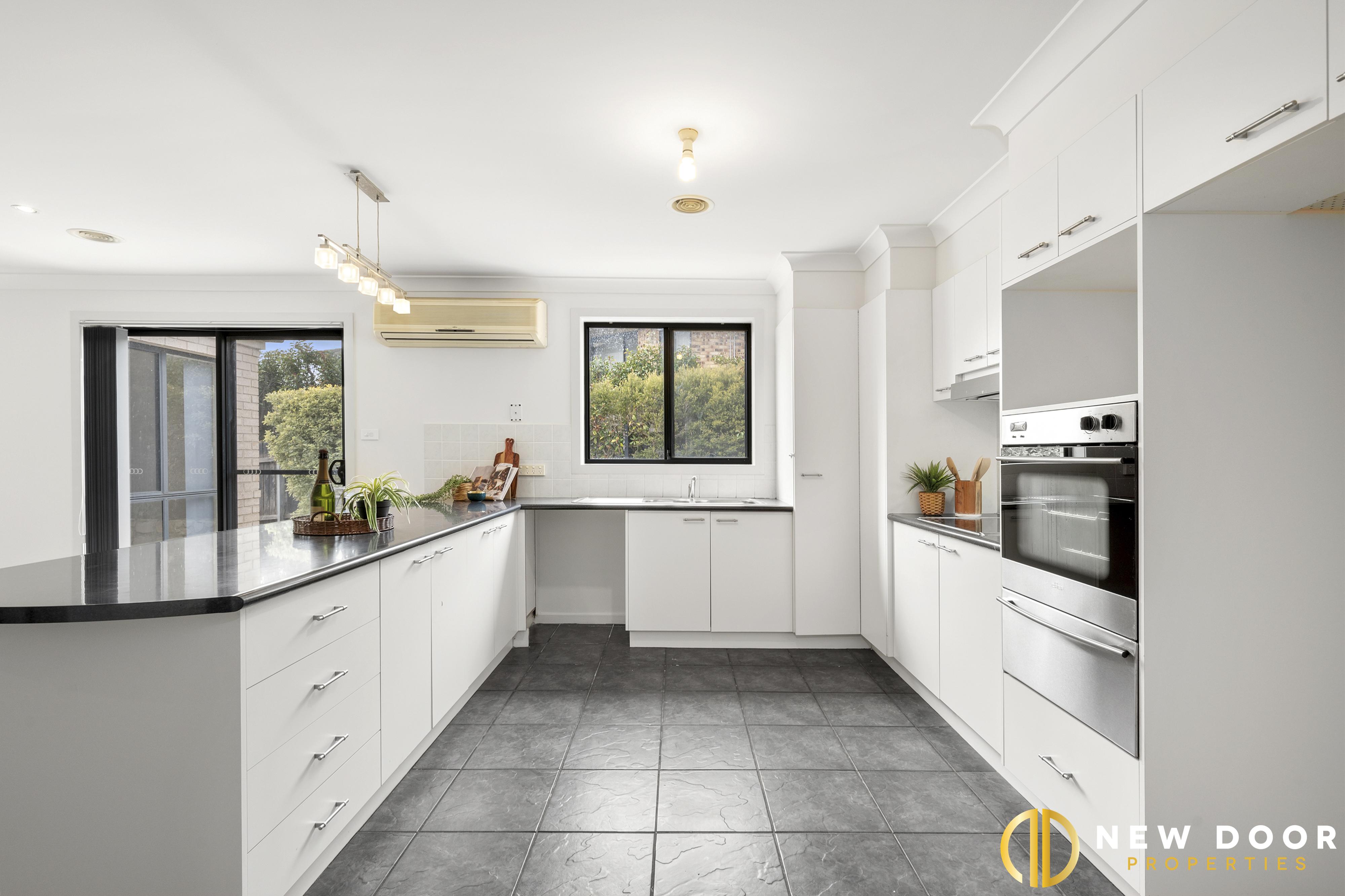 44 Jane Sutherland Street, Conder ACT, Conder - Thumbnail 3