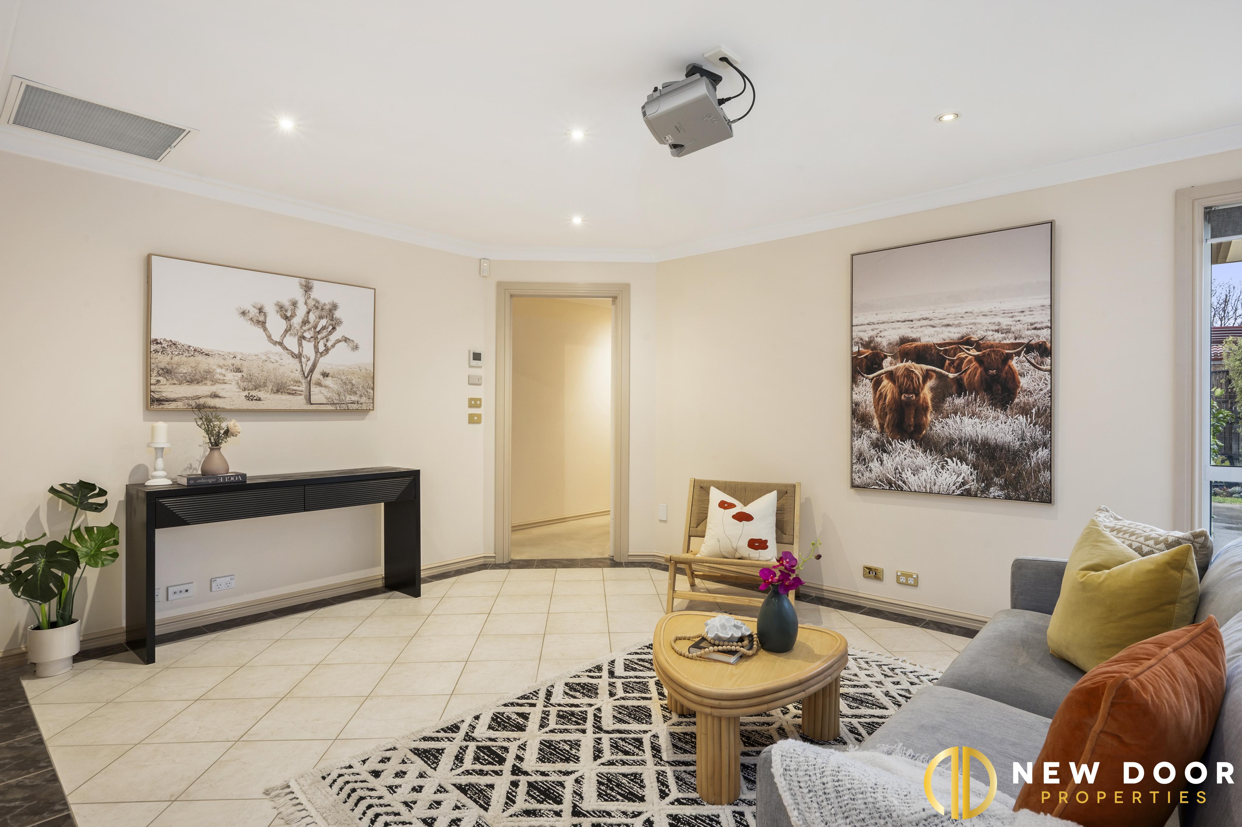 44 Katherine Avenue, Amaroo ACT, Amaroo - Thumbnail 3