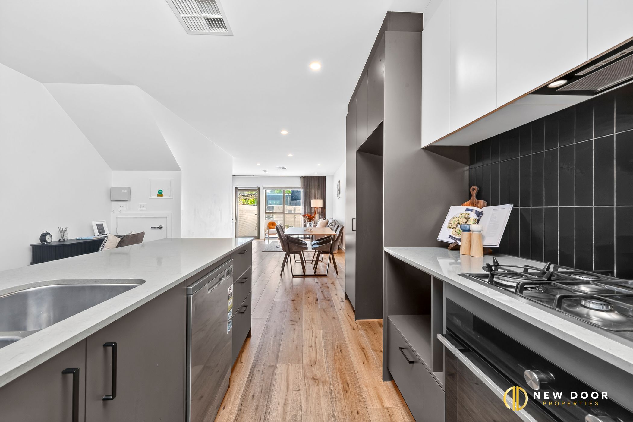 16/134 Overall Avenue, Casey ACT, Casey - Thumbnail 3