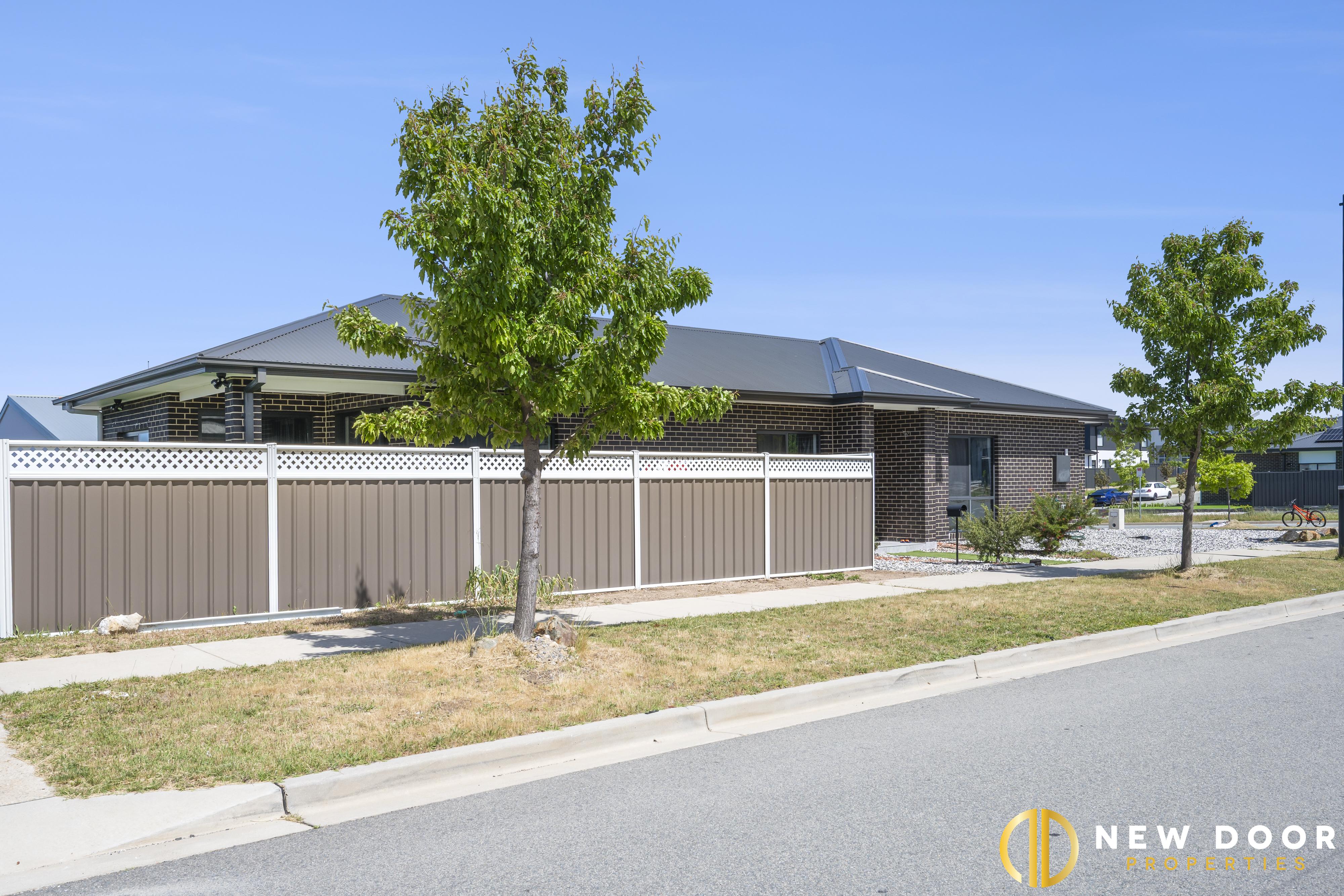 74 Robin Boyd Crescent, Taylor ACT, Taylor - Thumbnail 3