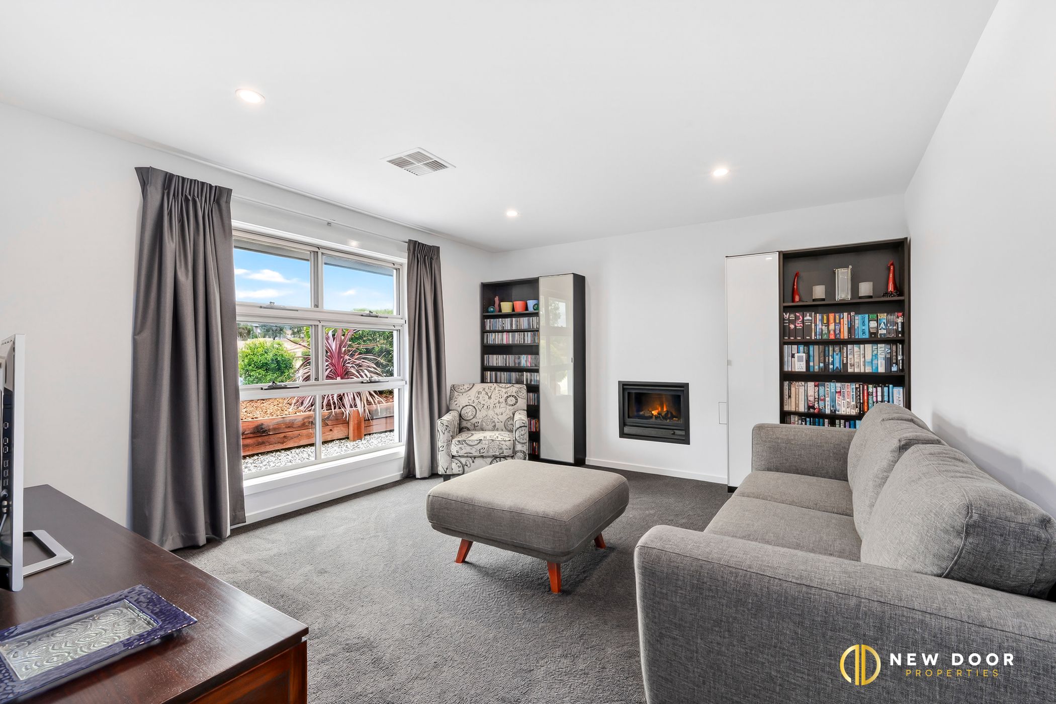 42 Rochelle Street, Moncrieff ACT, Moncrieff - Thumbnail 3