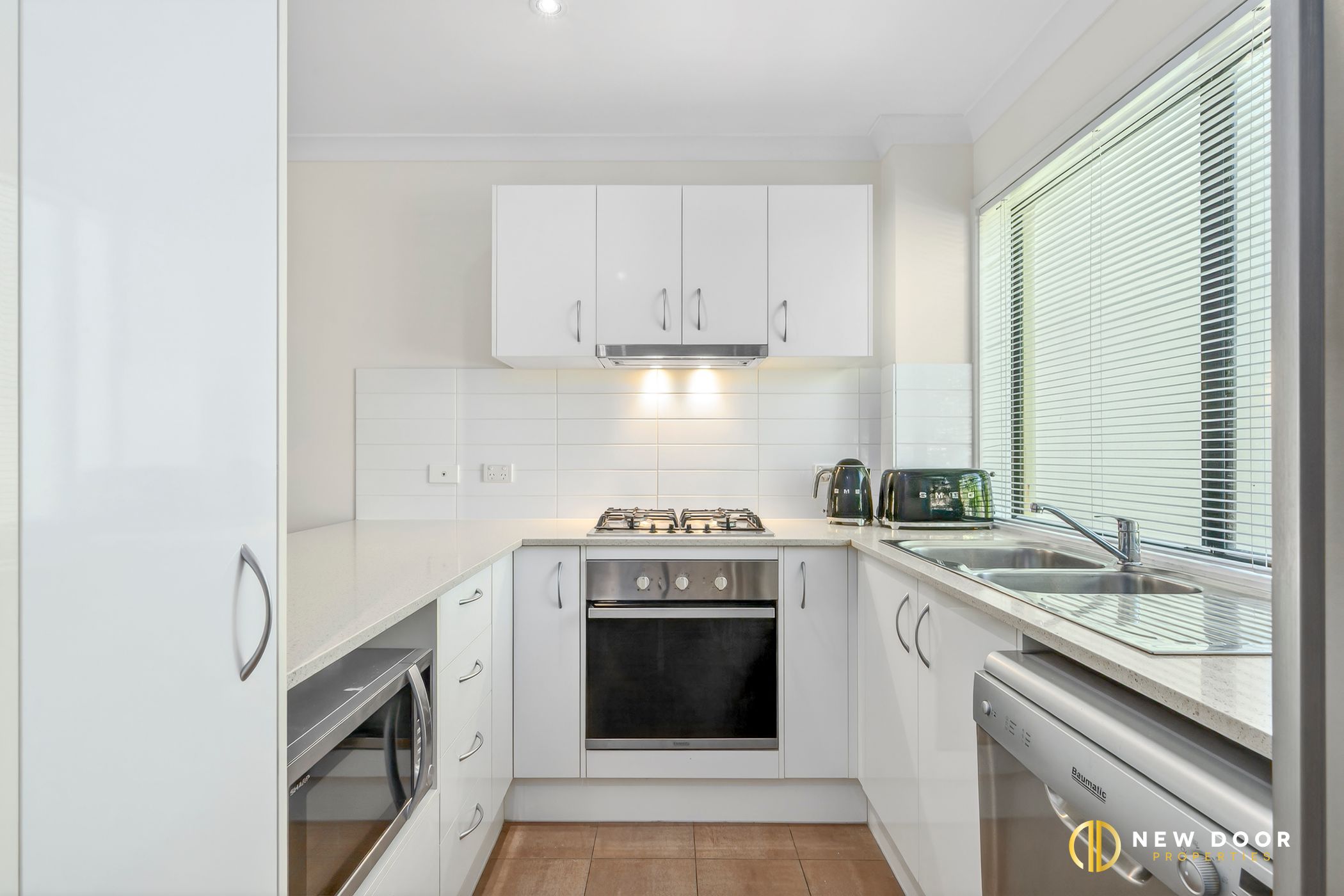 11/54 Whitrod Avenue, Casey ACT, Casey - Thumbnail 2