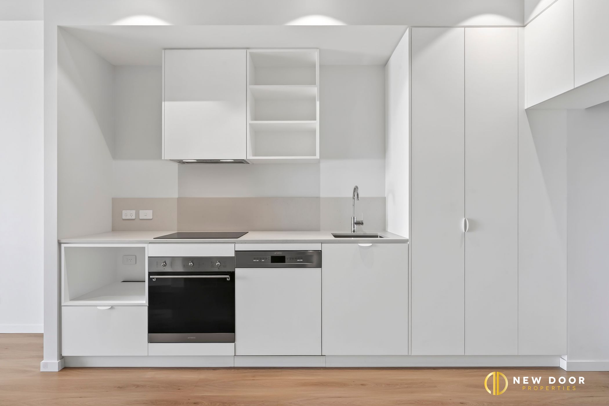 912/1 Corinna Street, Phillip ACT, Phillip - Thumbnail 2