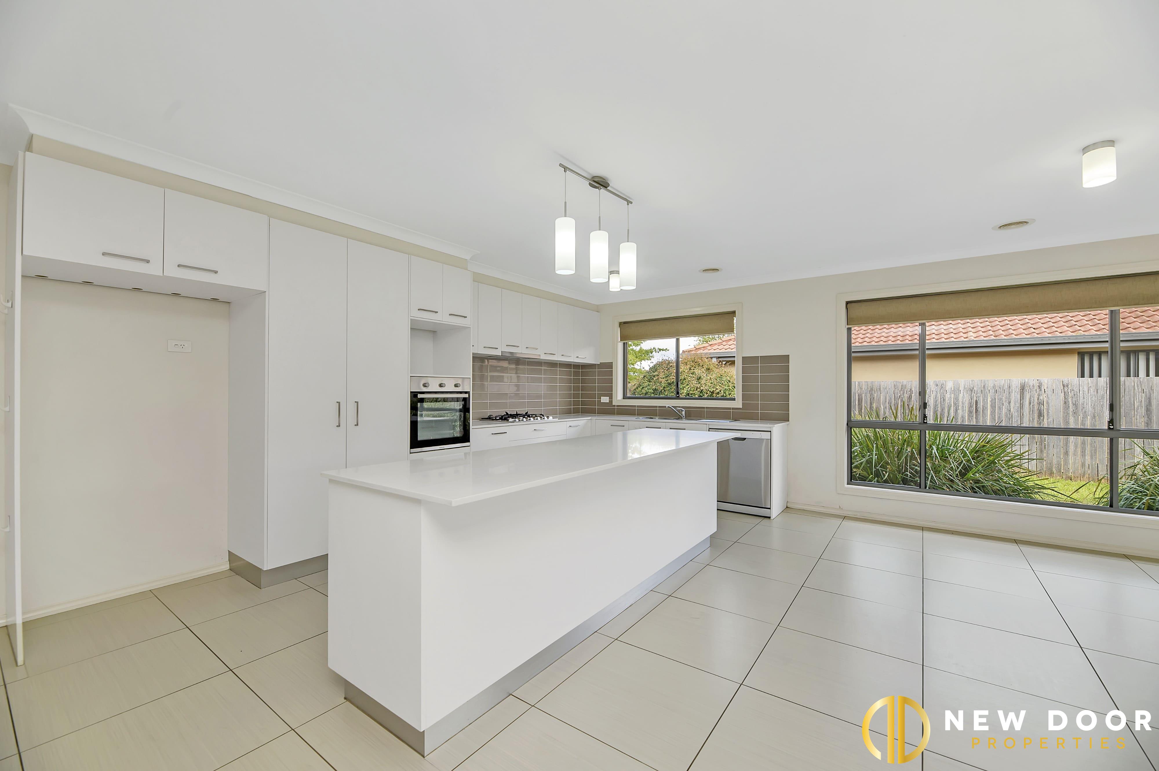 57 James Harrison Street, Dunlop ACT, Dunlop - Thumbnail 2