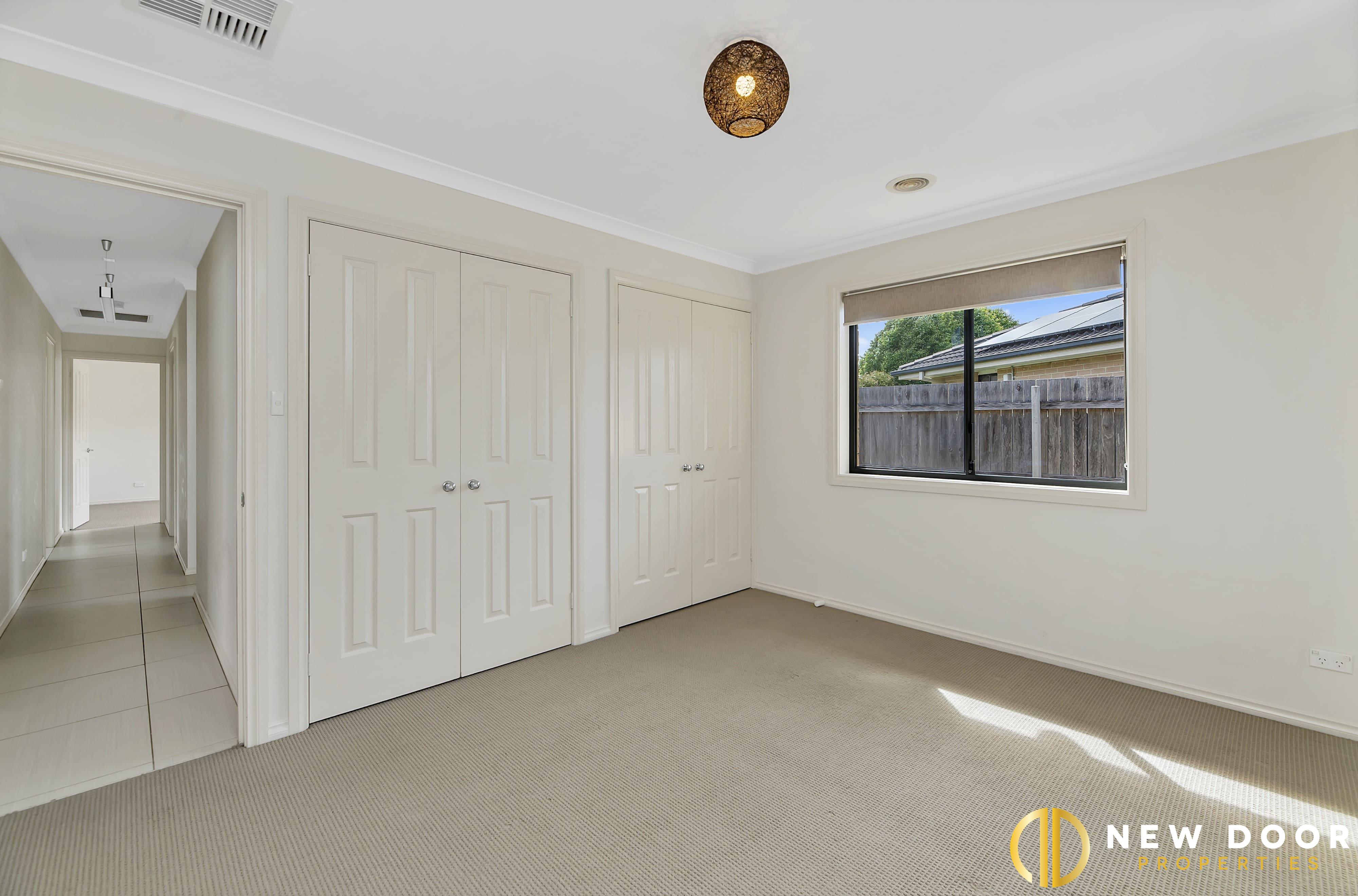 Beautiful Family Living in a Prime Dunlop Location – New Door Properties