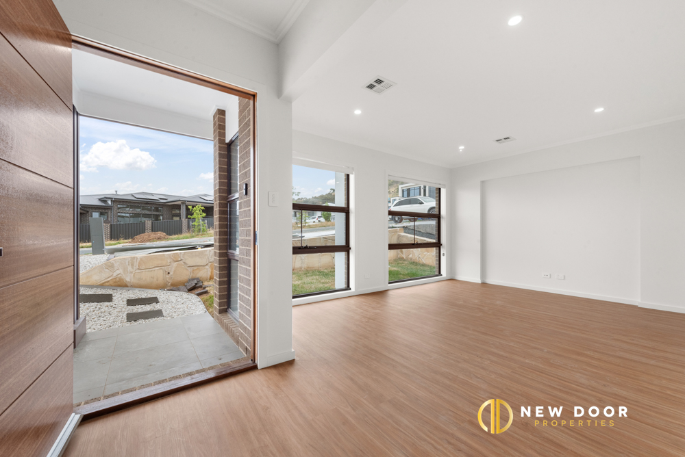 16 Ina Higgins Street, Taylor ACT, Taylor - Thumbnail 2