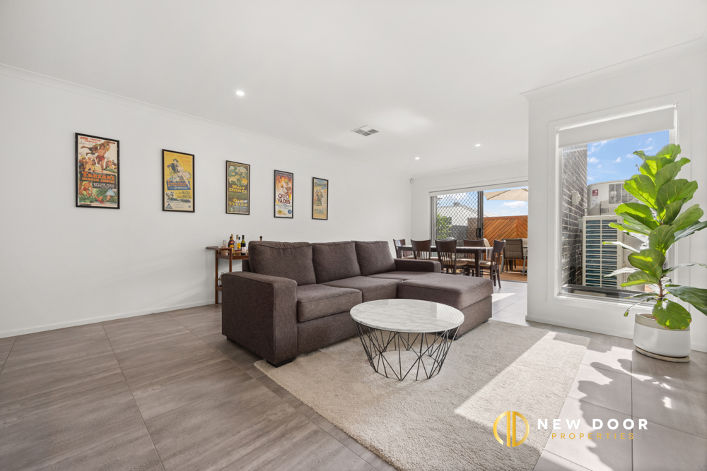 44 Tredwell Street, Strathnairn ACT, Strathnairn - Thumbnail 2