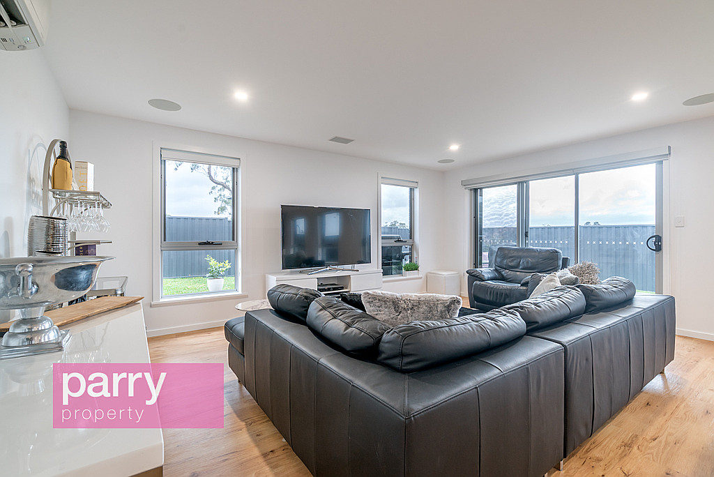 Sold 2/12 Lakeside Drive, Kings Meadows TAS…