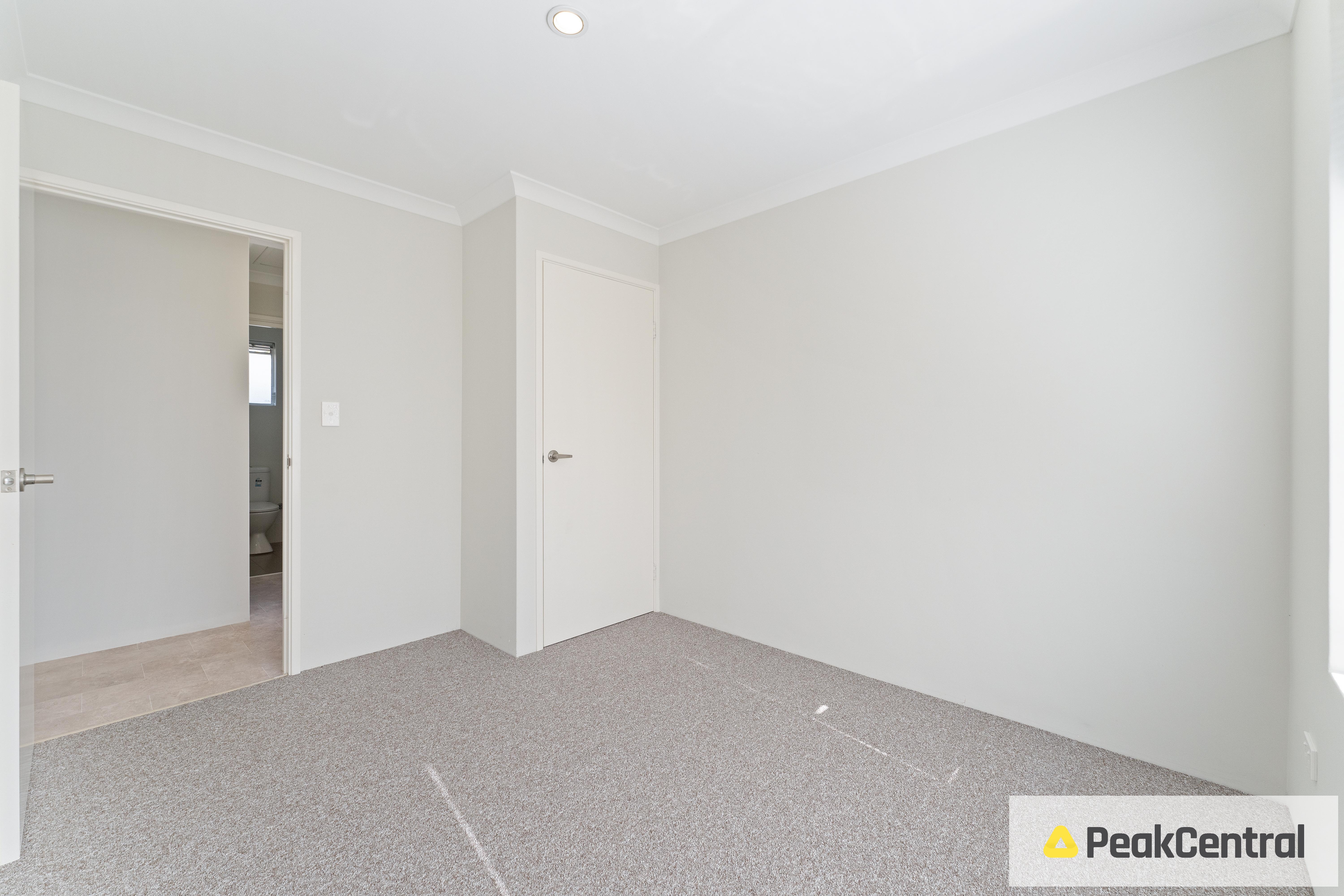 50 Bottlenose Circuit, Waikiki Leased by Peak Central Property Group - image 10