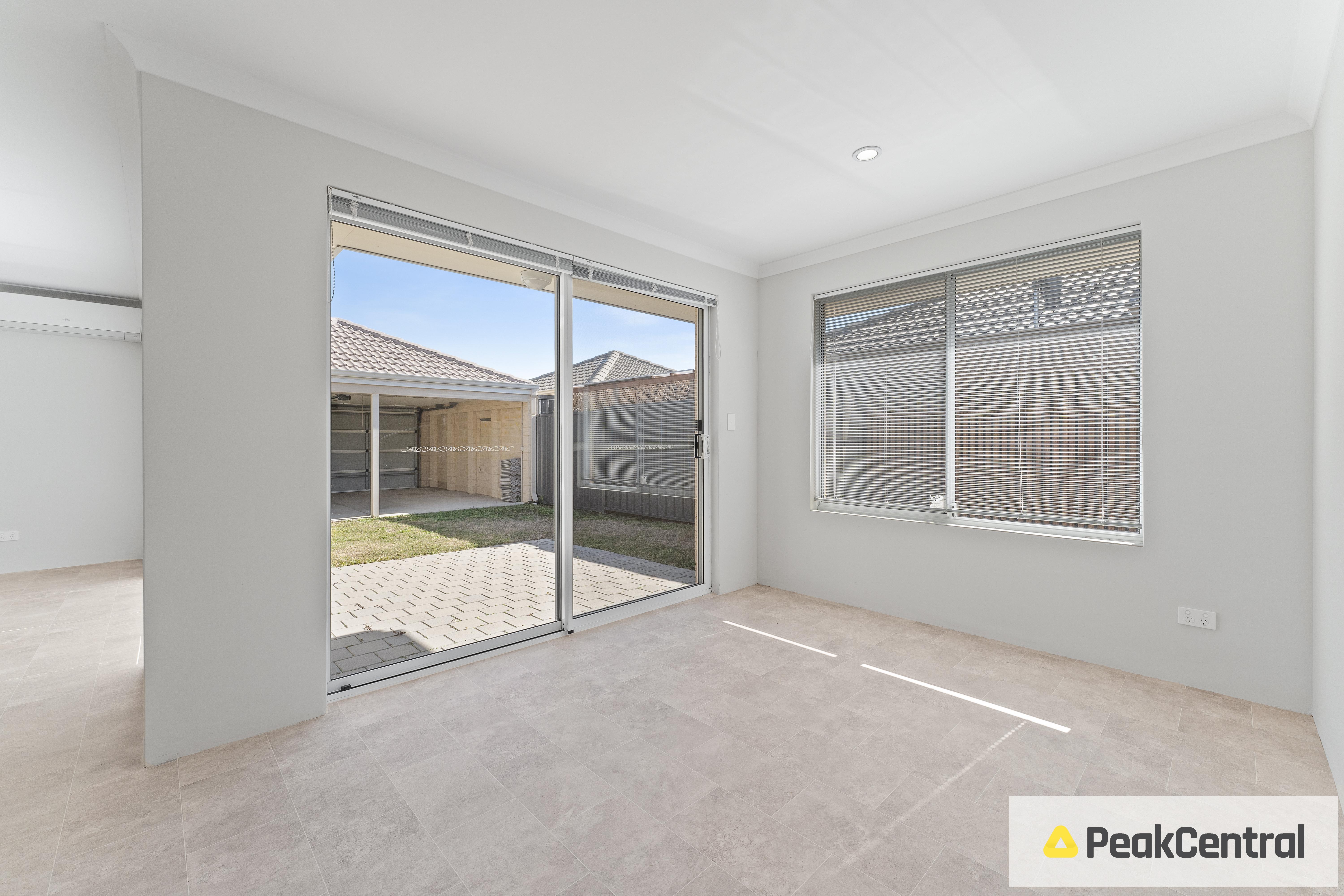 50 Bottlenose Circuit, Waikiki Leased by Peak Central Property Group - image 13