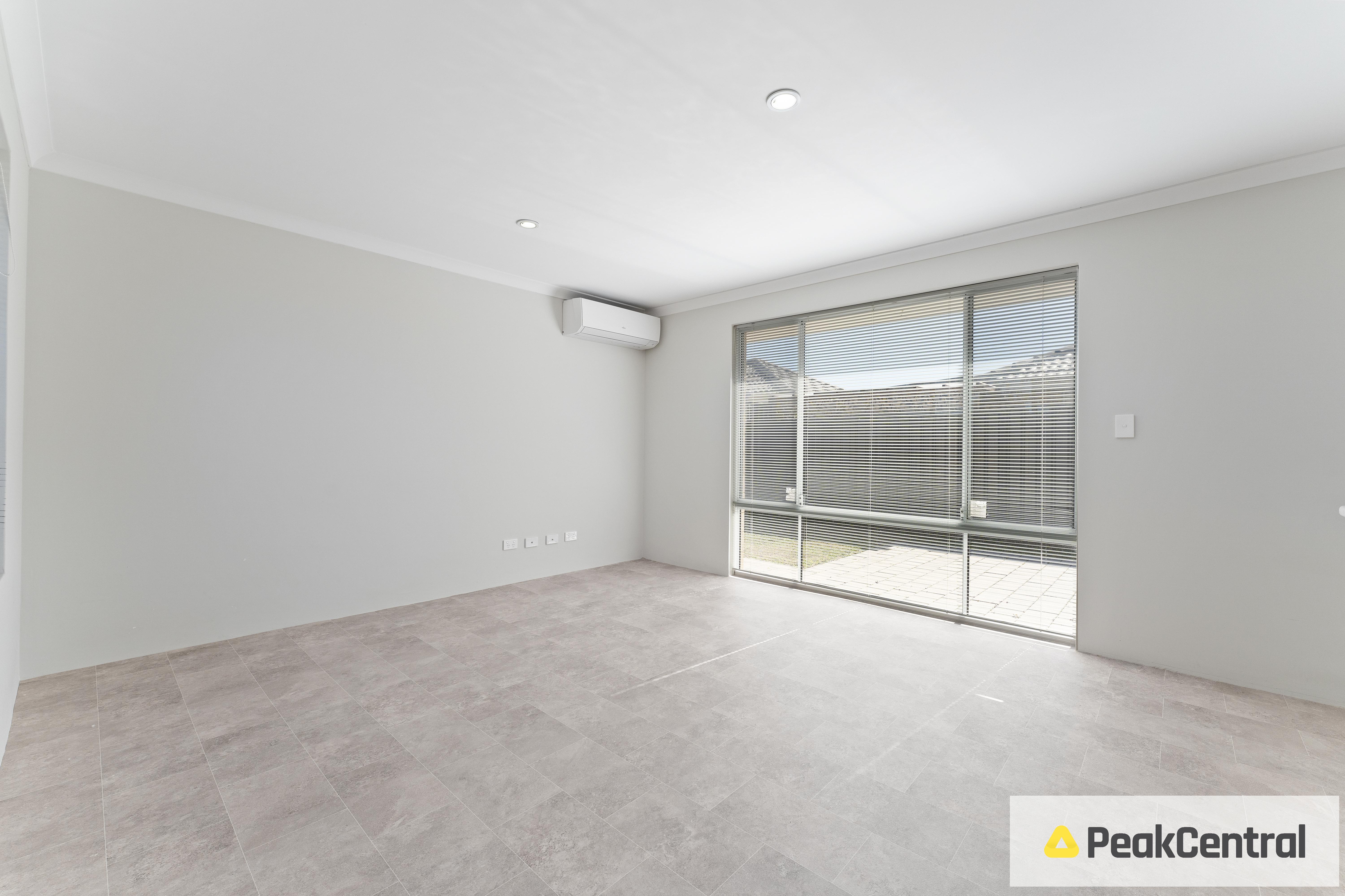 50 Bottlenose Circuit, Waikiki Leased by Peak Central Property Group - image 17