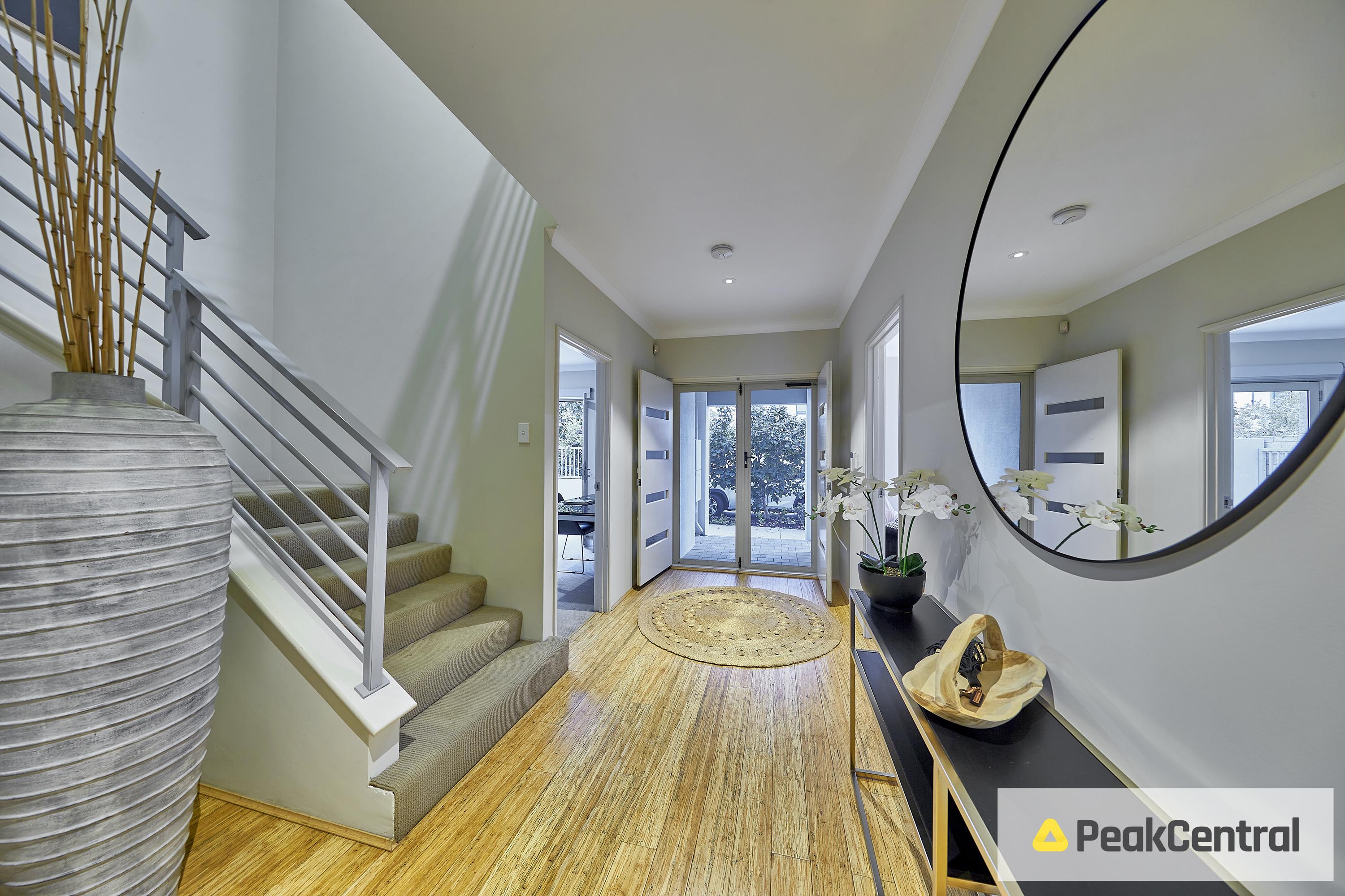 3 Rosemary Link, North Coogee For Lease by Peak Central Property Group - image 2