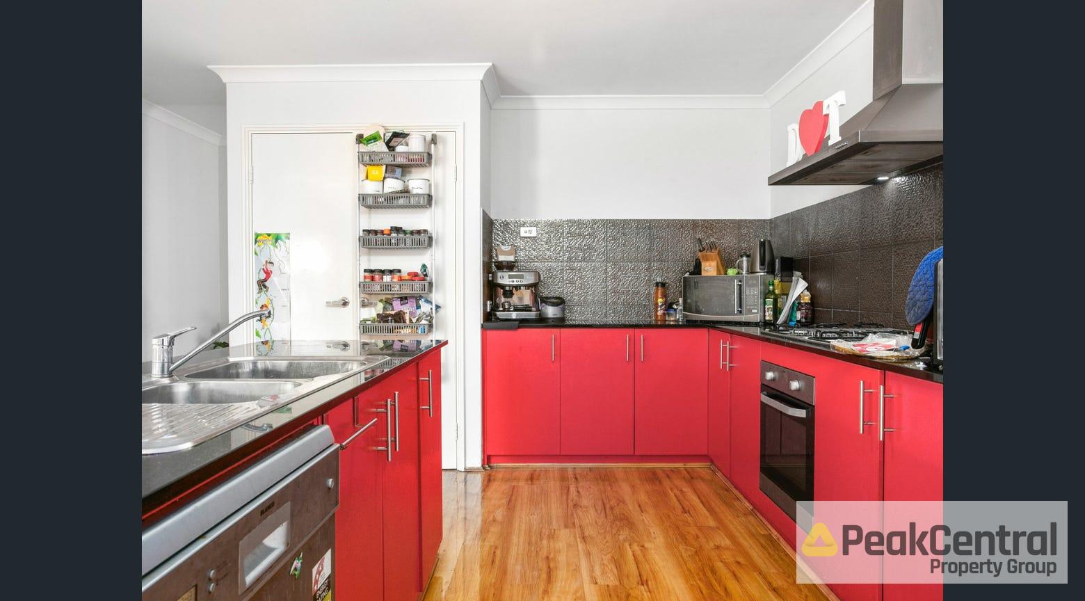 12 Catseye Crescent, Wellard Leased by Peak Central Property Group - image 3