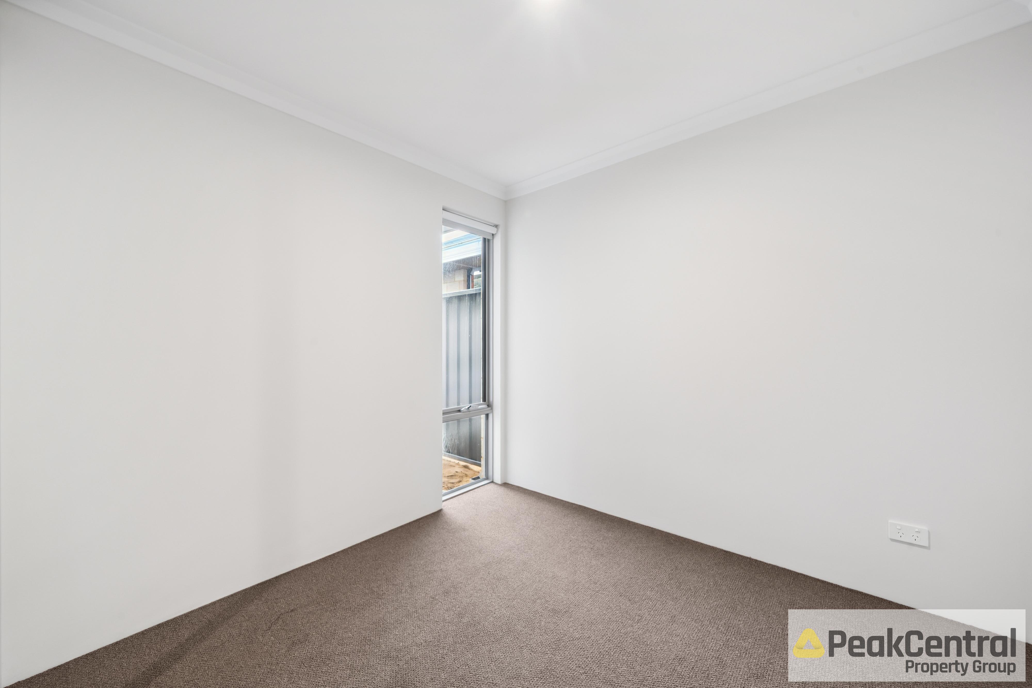 356 Lake Valley Drive, Lakelands Leased by Peak Central Property Group - image 12