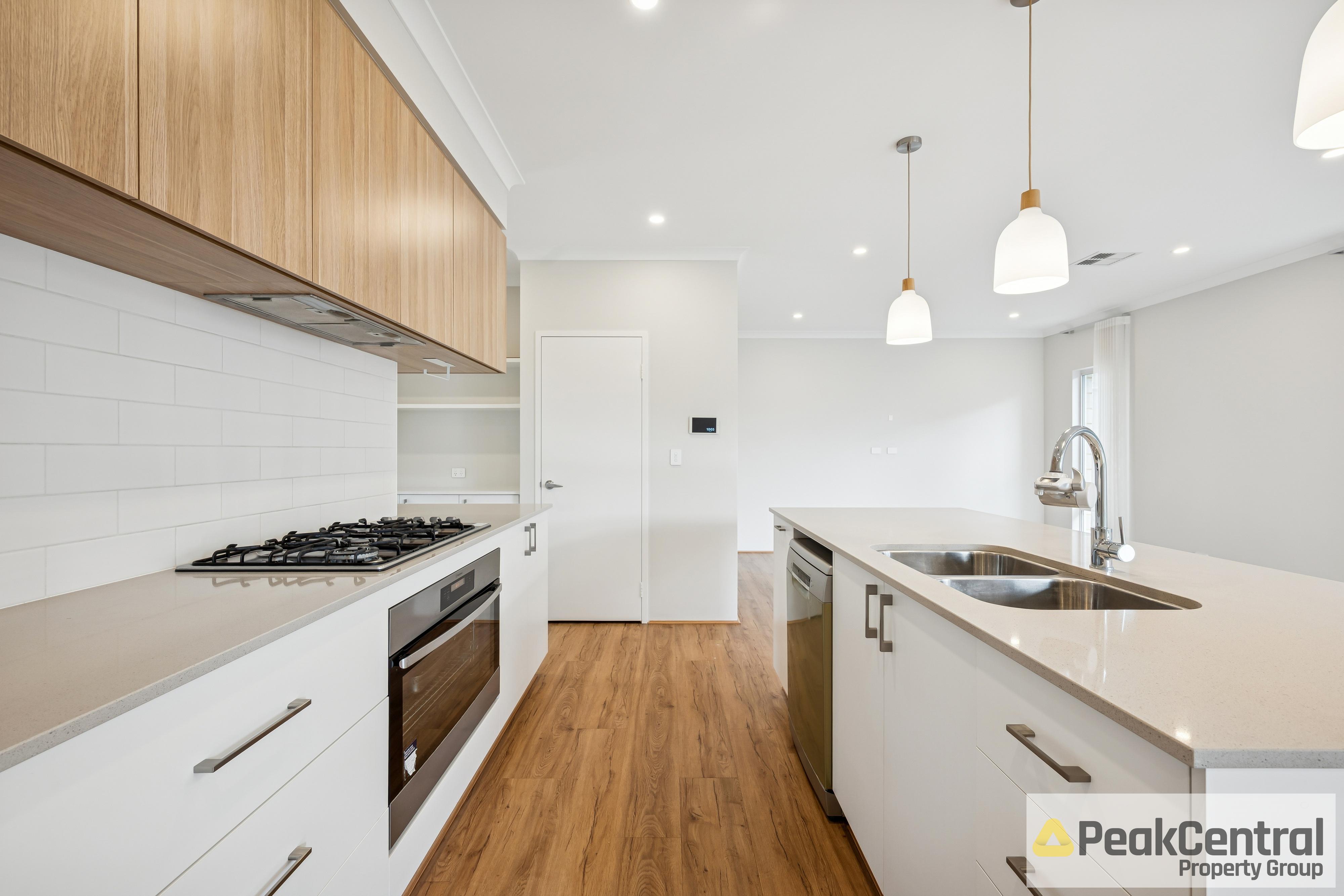 22 Lapis Road, Treeby For Lease by Peak Central Property Group - image 5