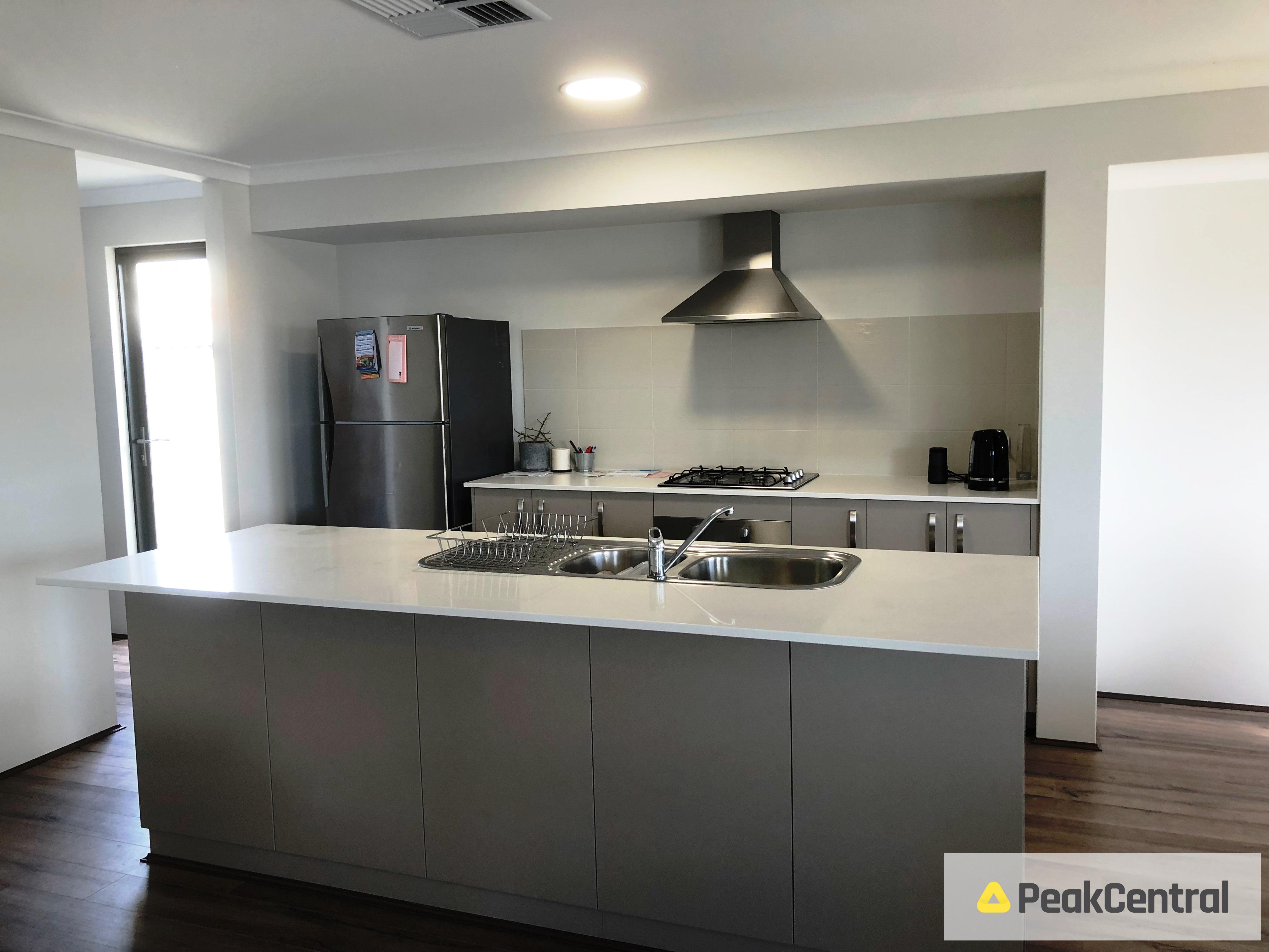 4 Needlewood Loop, Wandi For Lease by Peak Central Property Group - image 4