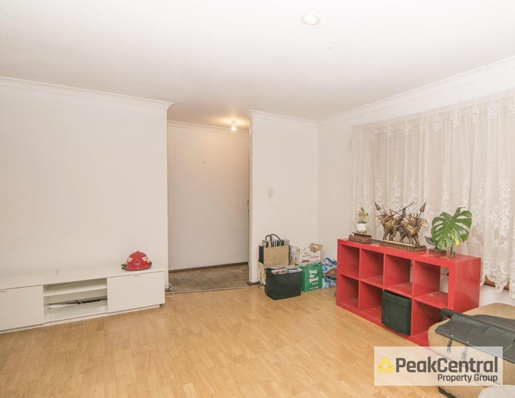 11 Morgan Way, Girrawheen Leased by Peak Central Property Group - image 4