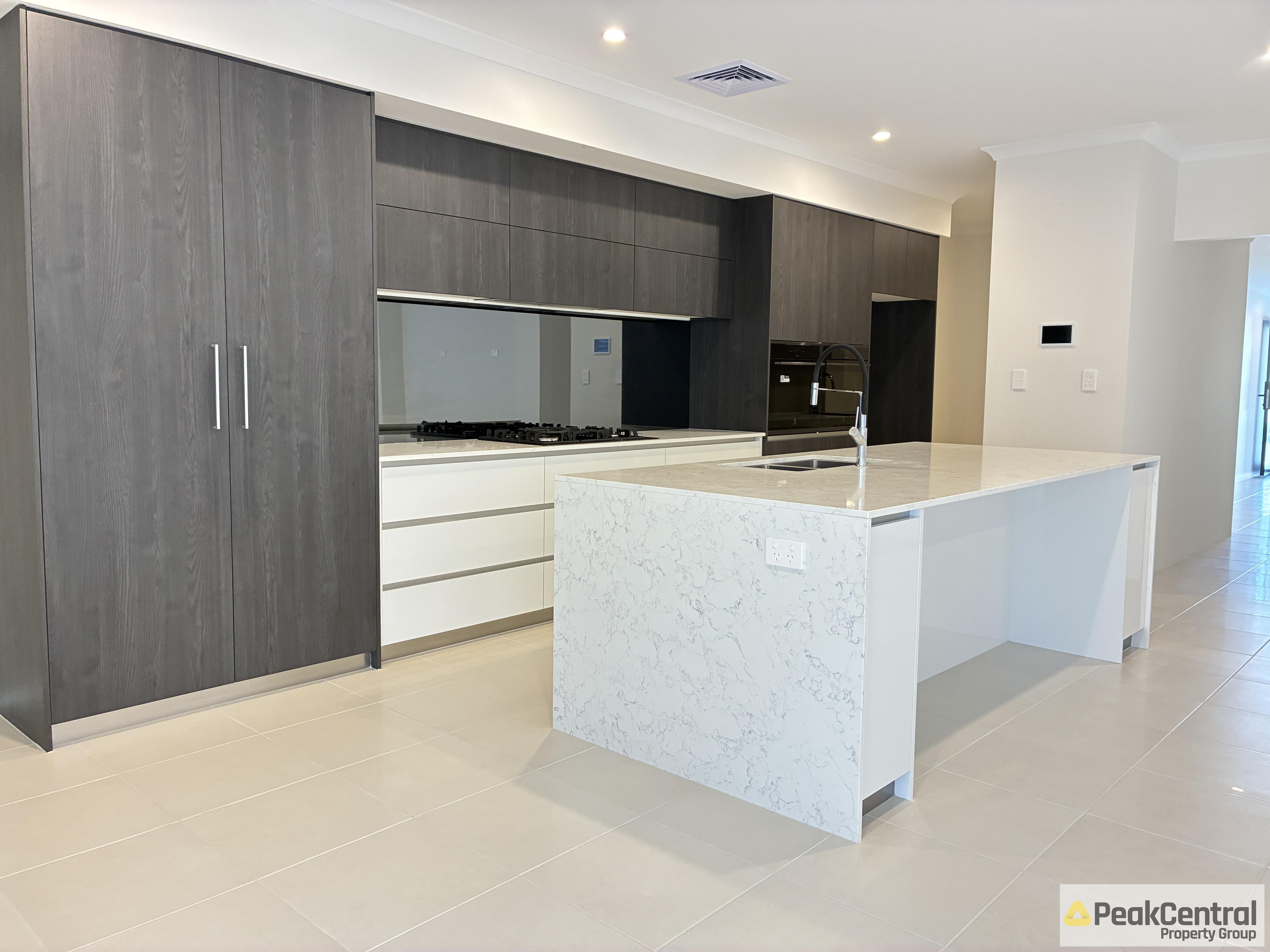 22 Lillypilly Crescent, Treeby Leased by Peak Central Property Group - image 20