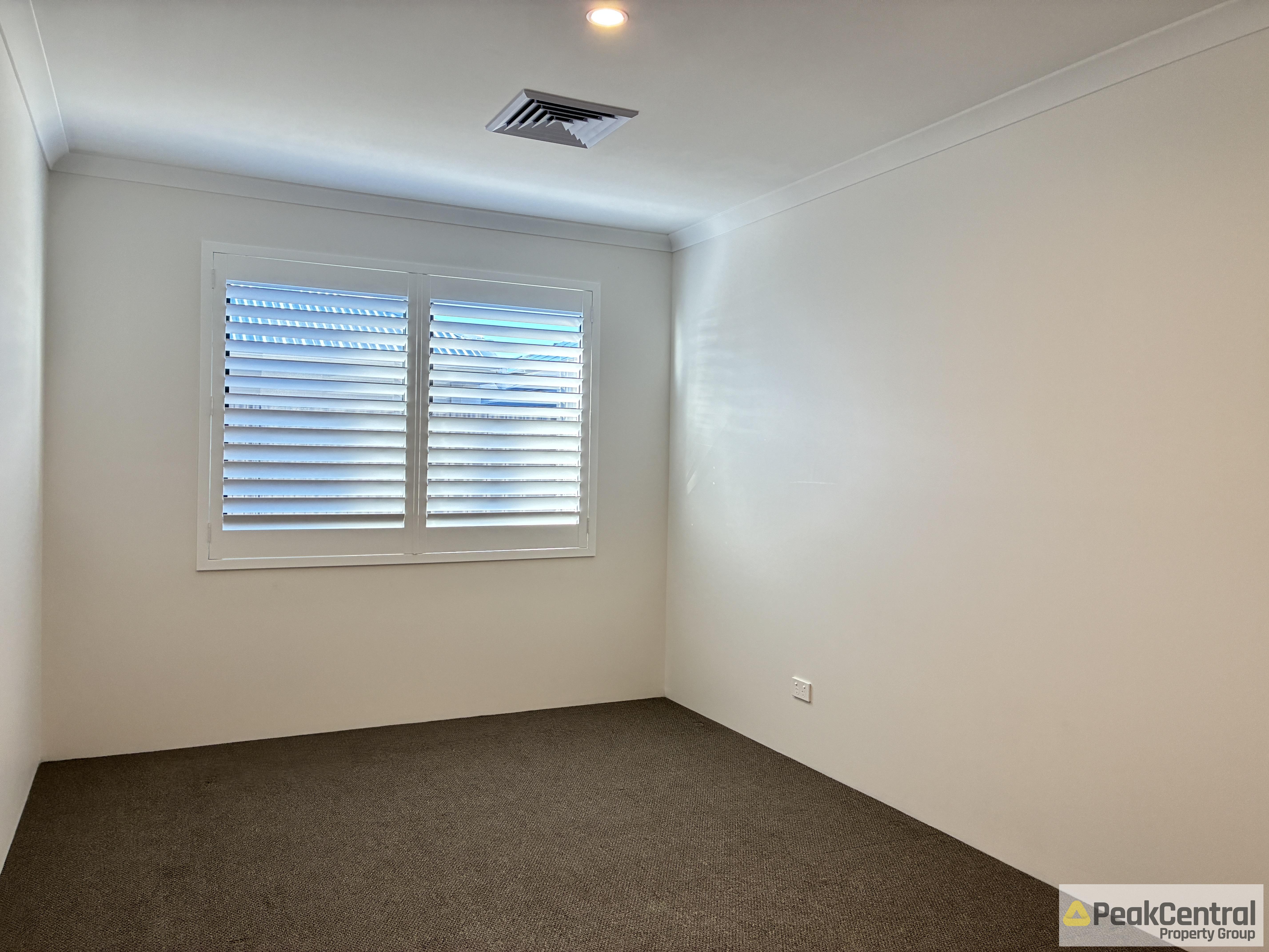22 Lillypilly Crescent, Treeby Leased by Peak Central Property Group - image 22