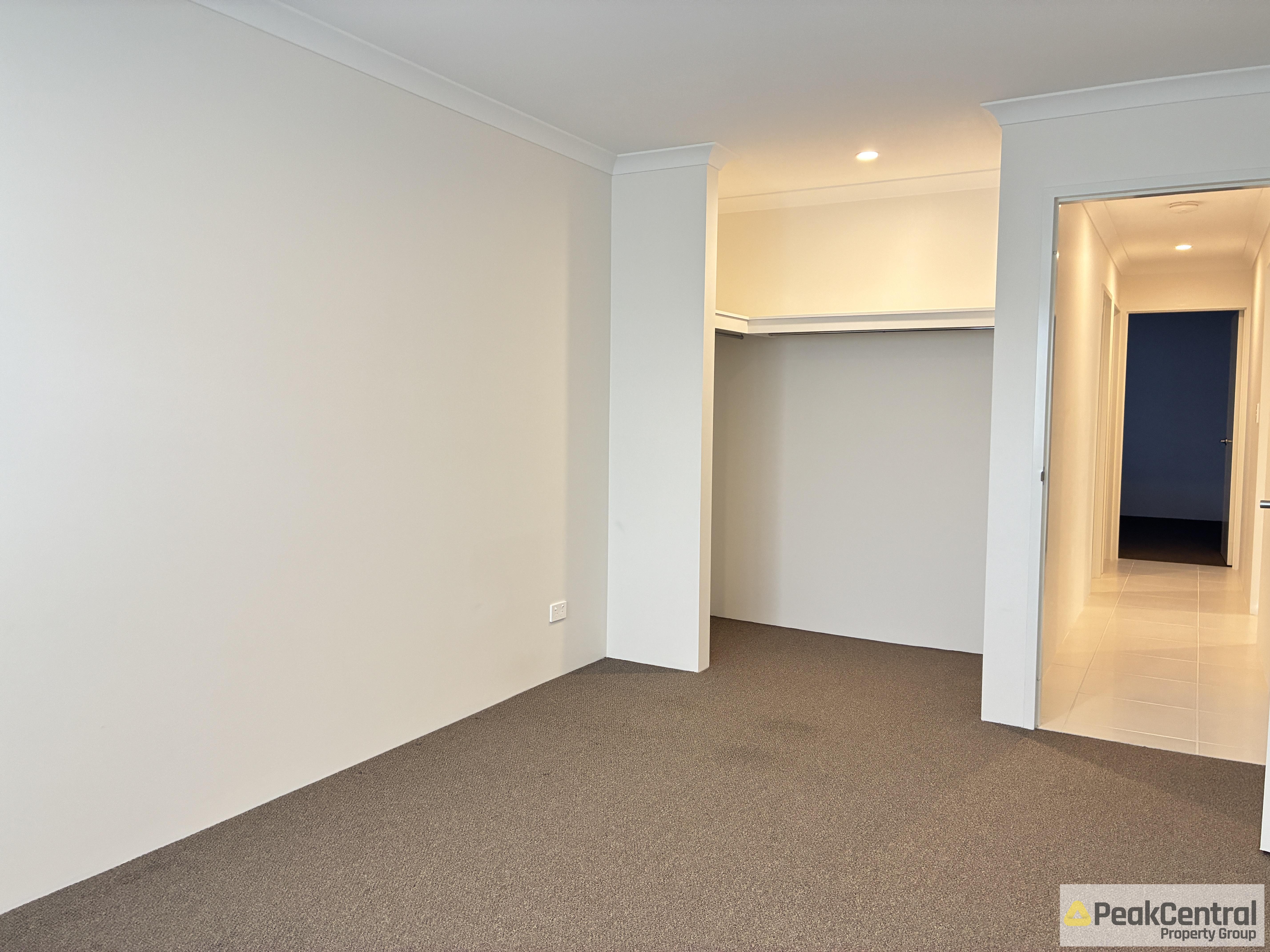22 Lillypilly Crescent, Treeby Leased by Peak Central Property Group - image 23