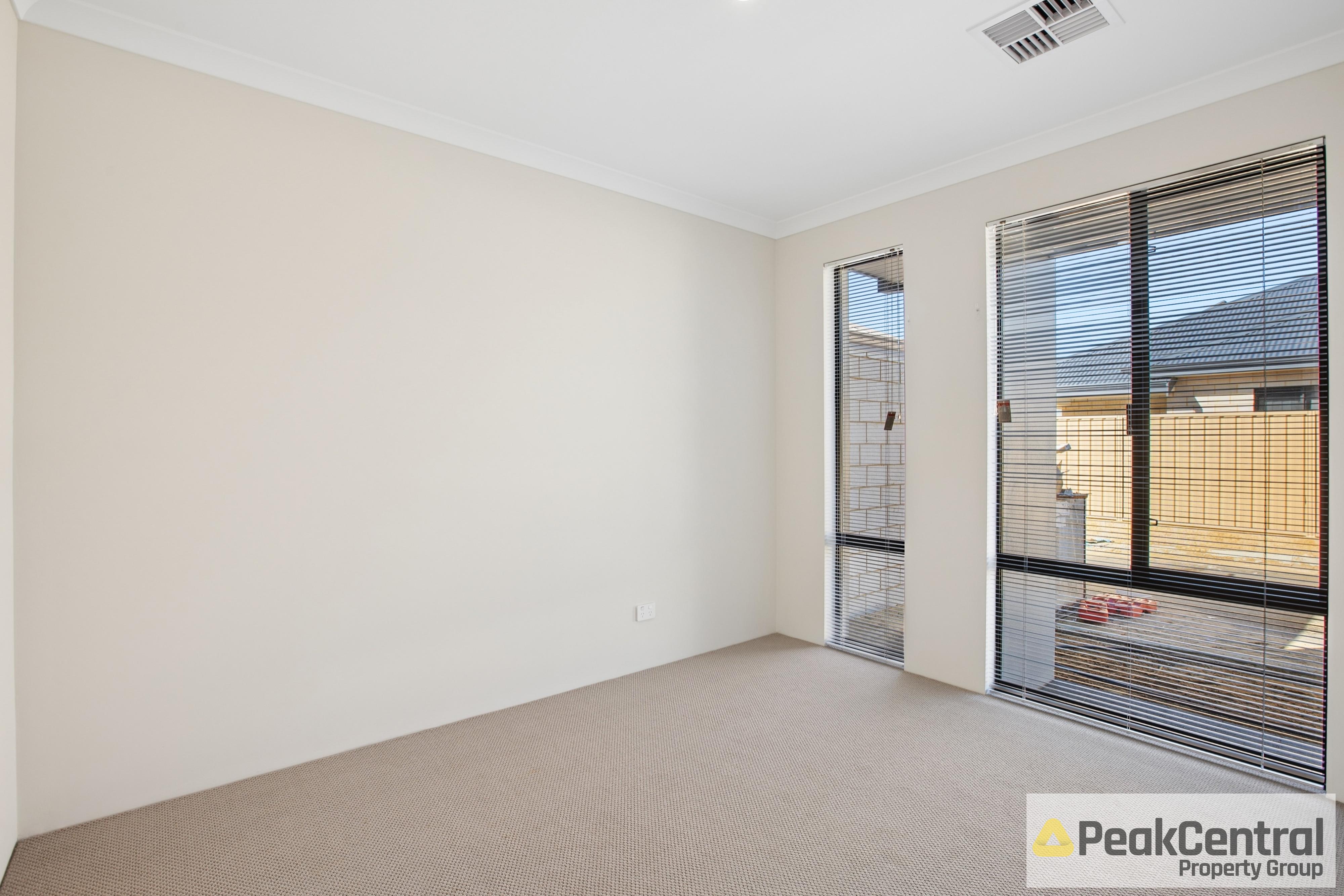 3 Glitter Lane, Baldivis Leased by Peak Central Property Group - image 2