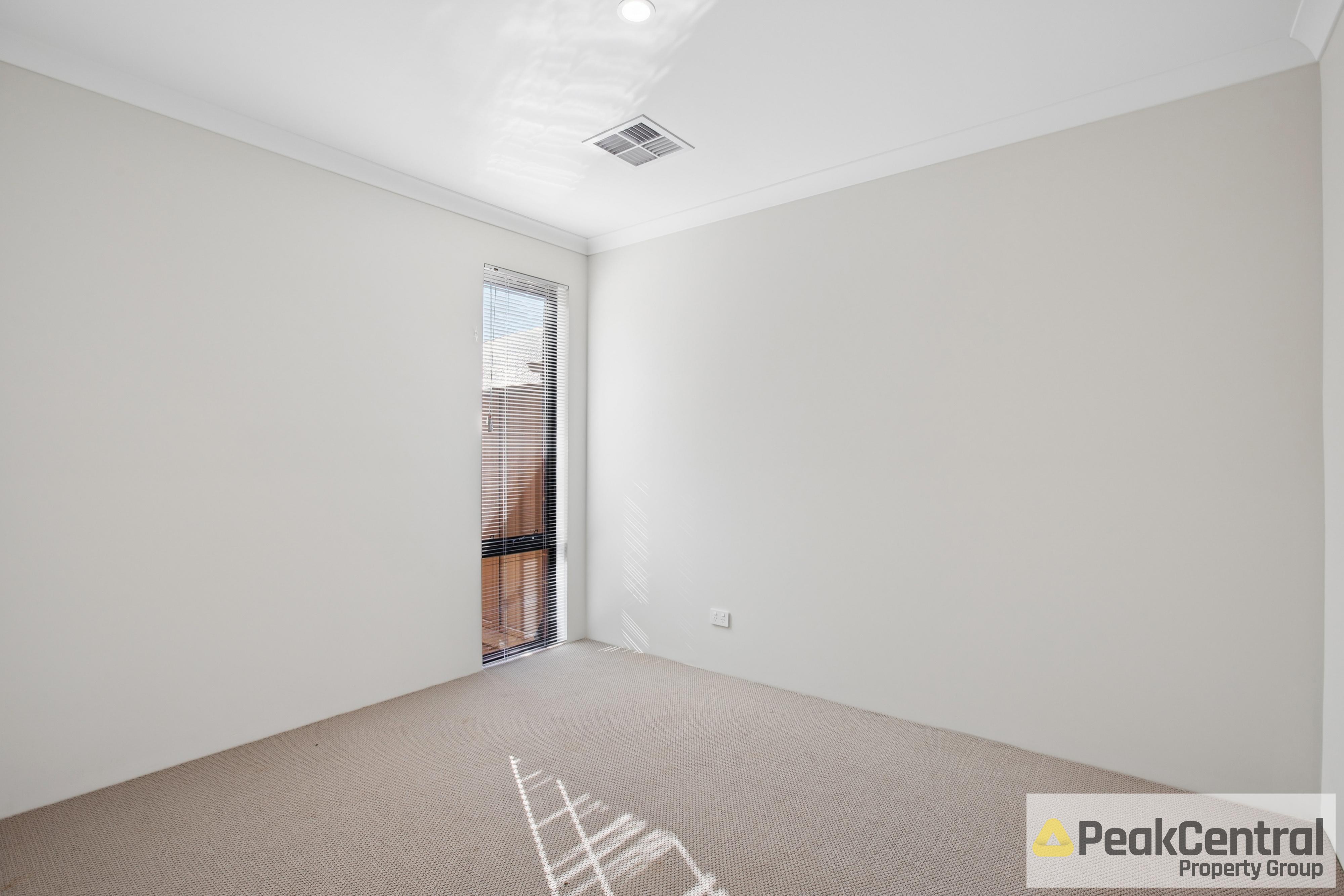 3 Glitter Lane, Baldivis Leased by Peak Central Property Group - image 3