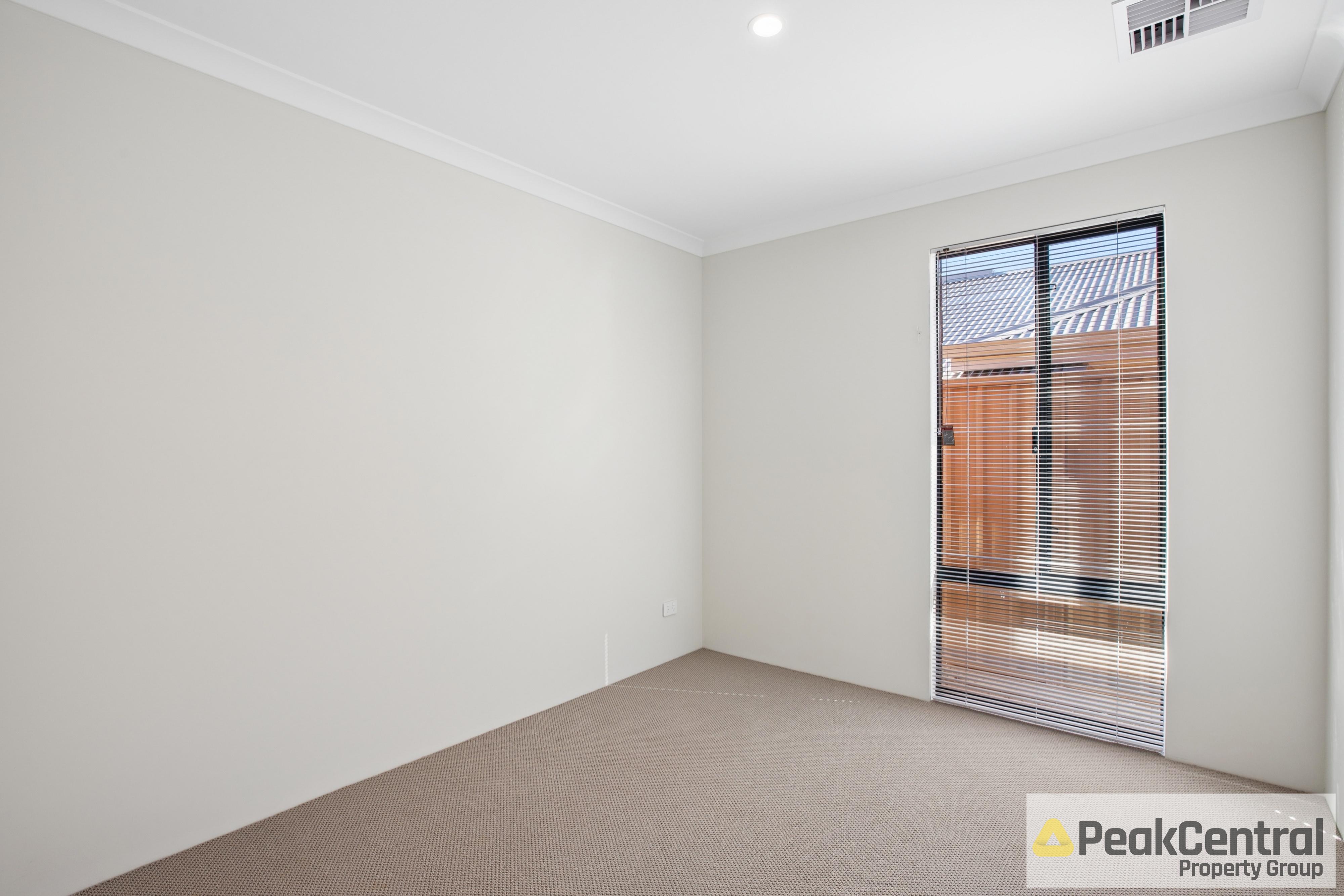 3 Glitter Lane, Baldivis Leased by Peak Central Property Group - image 4