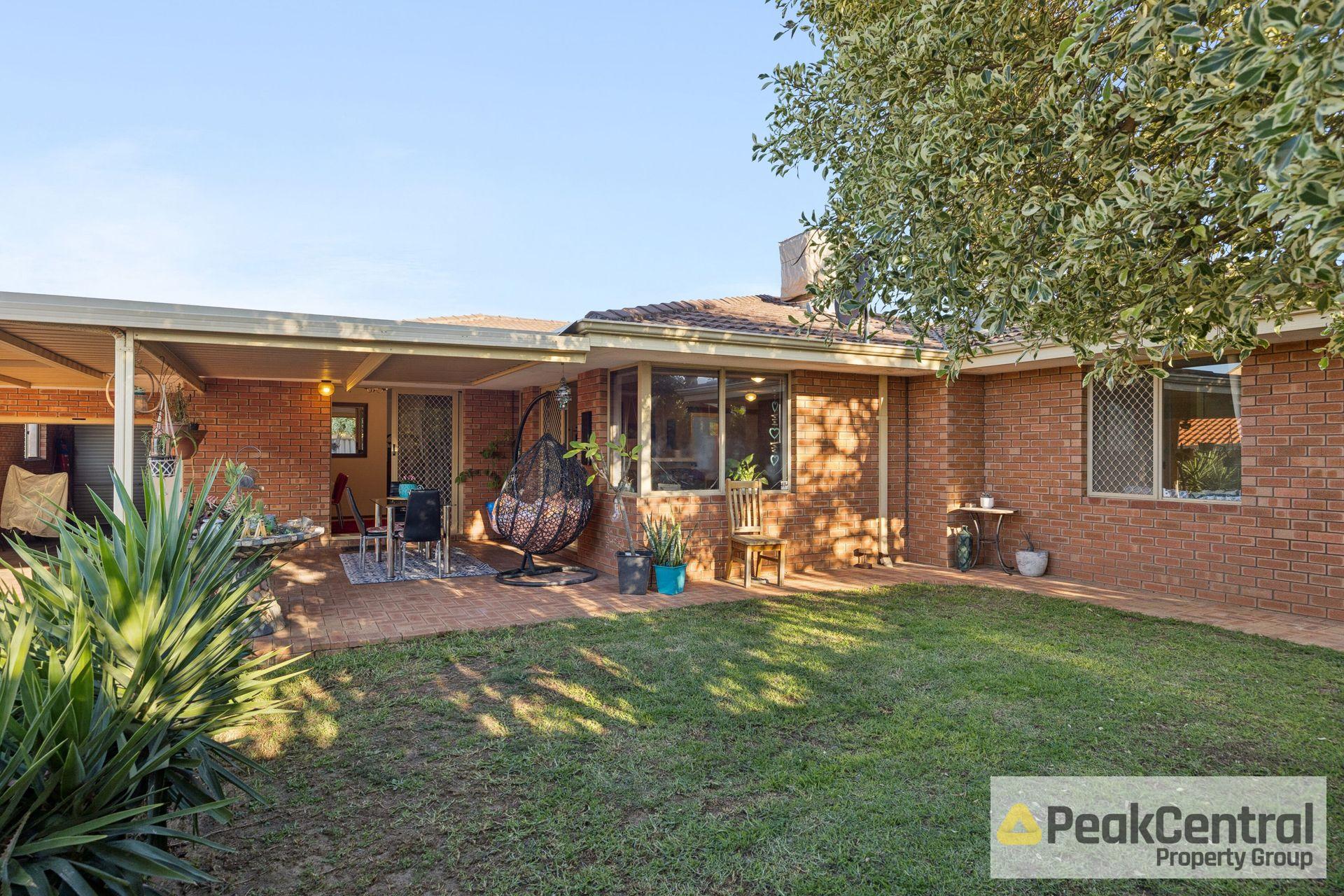 17 Longreach Parade, Coogee For Sale by Peak Central Property Group - image 2