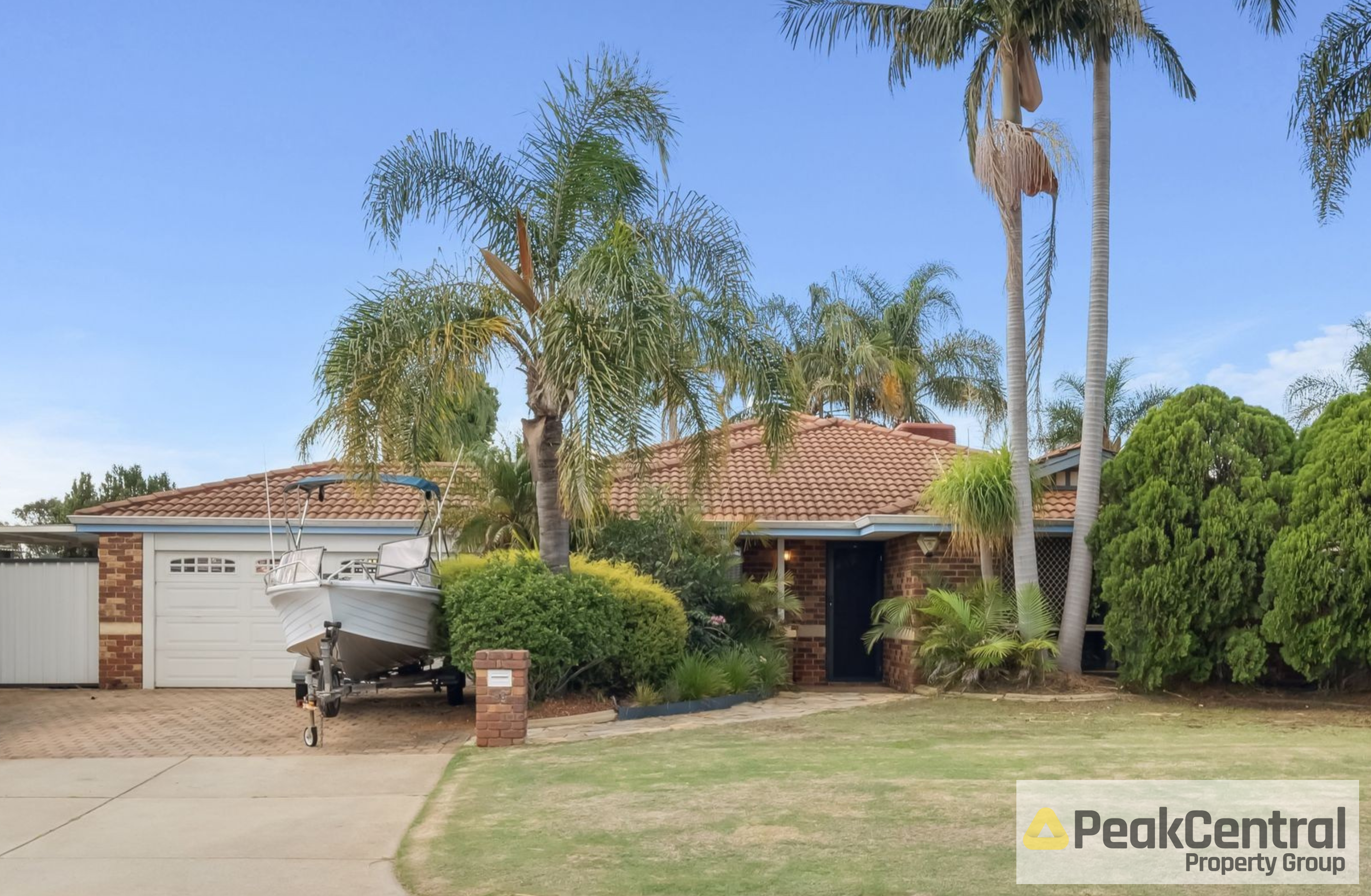 96 Lydon Boulevard, Atwell For Sale by Peak Central Property Group