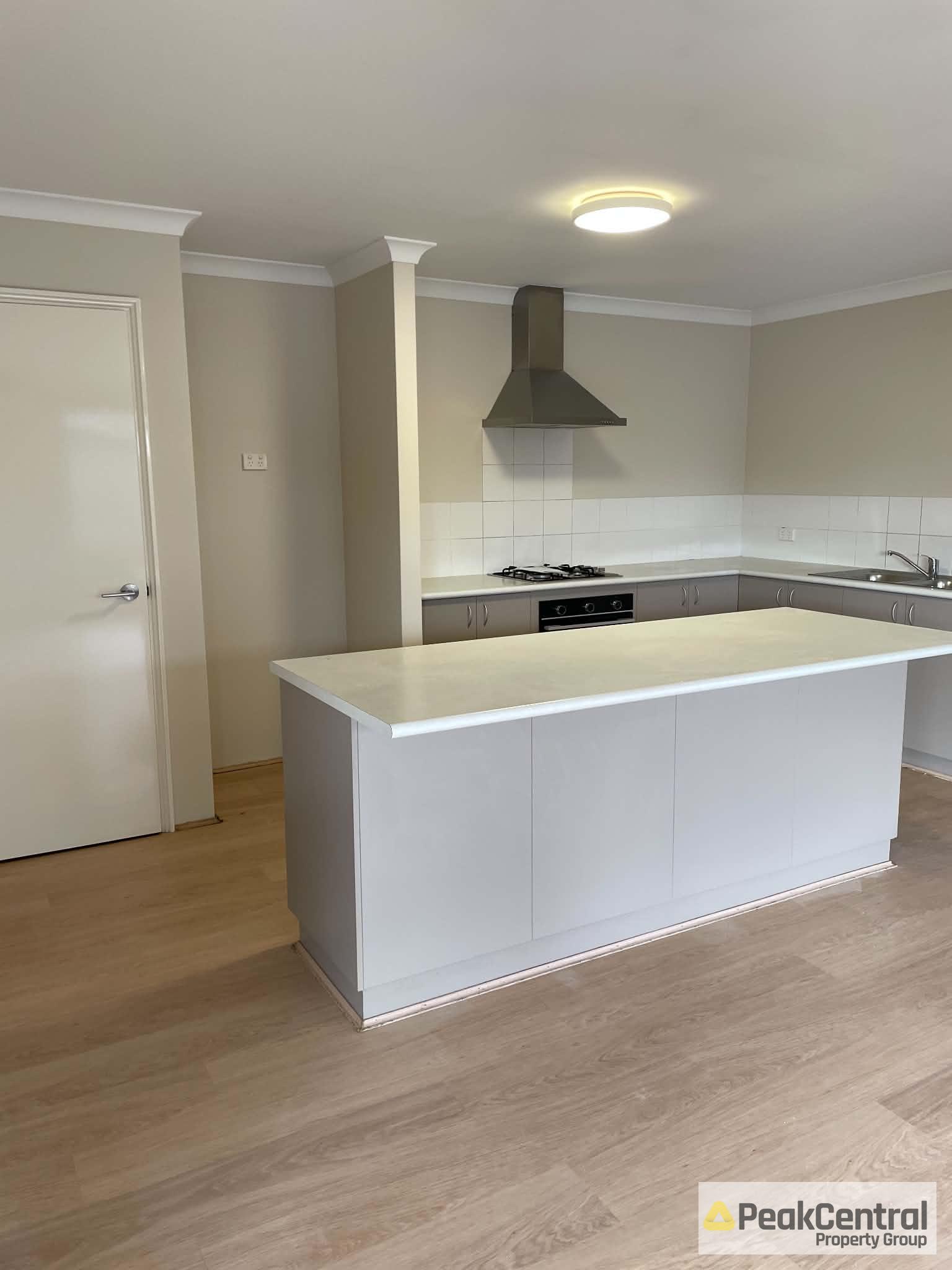 42 Chilvers Street, Baldivis Leased by Peak Central Property Group - image 2
