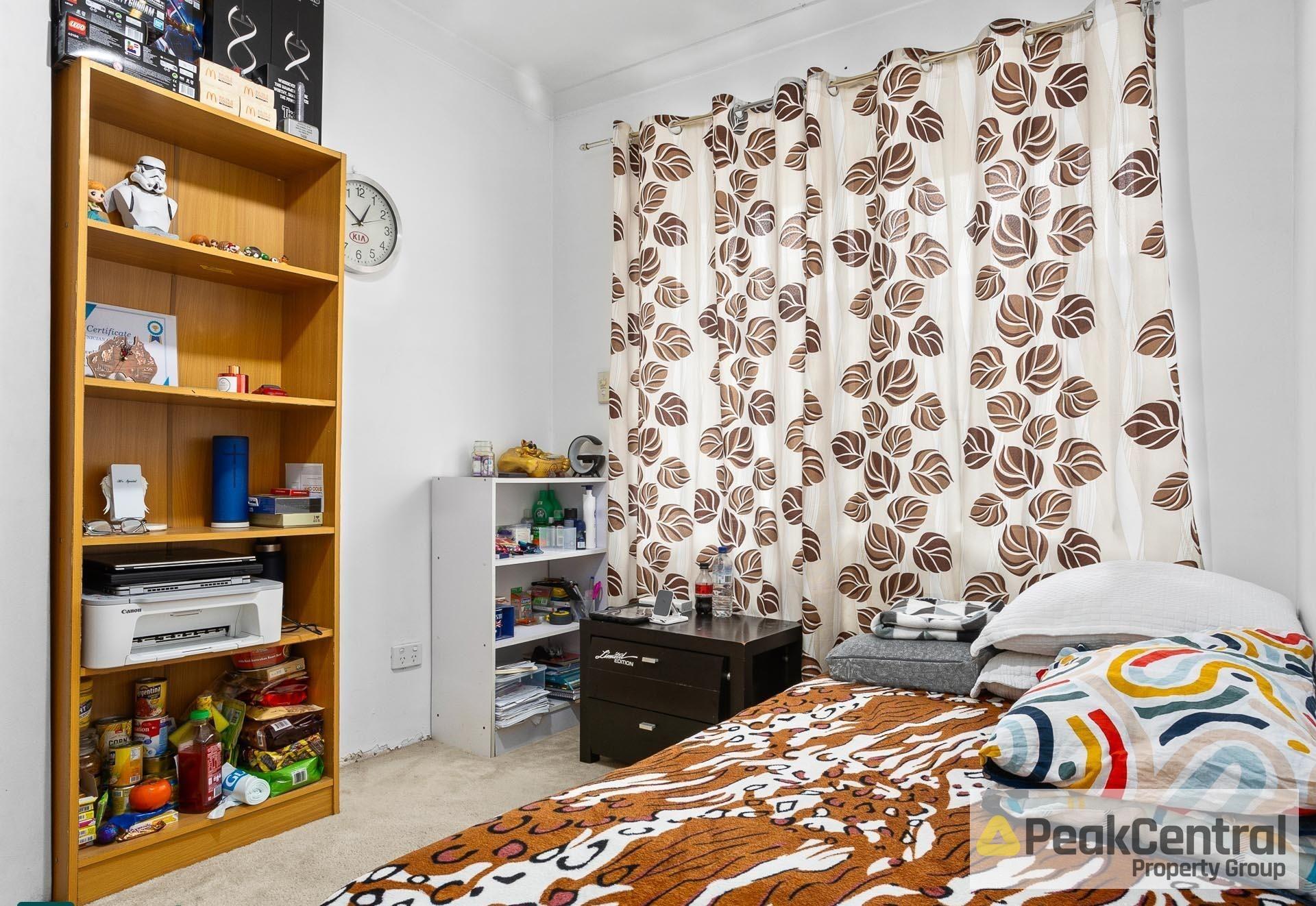 22 Frond Circuit, Banksia Grove Leased by Peak Central Property Group - image 5