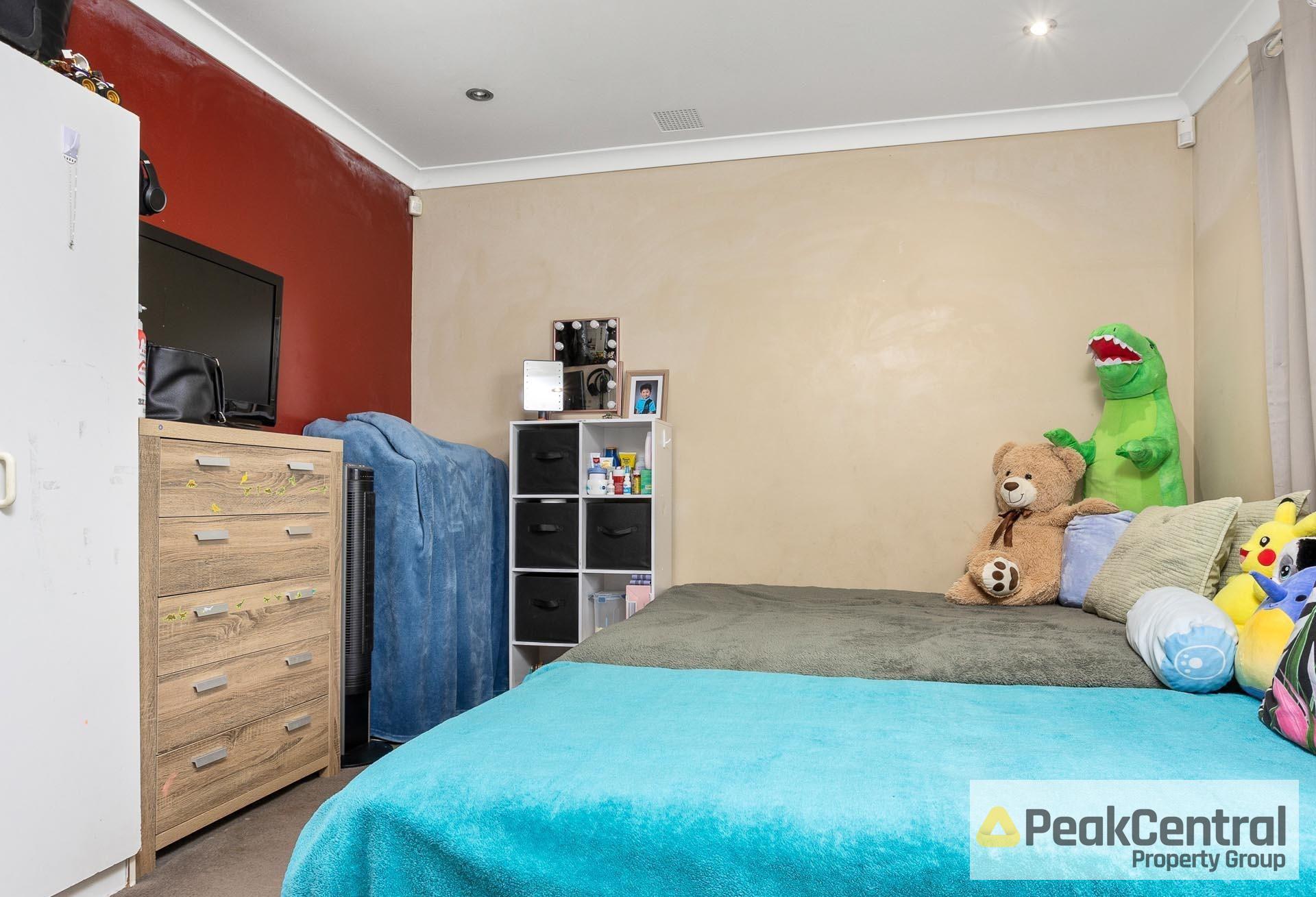22 Frond Circuit, Banksia Grove Leased by Peak Central Property Group - image 8