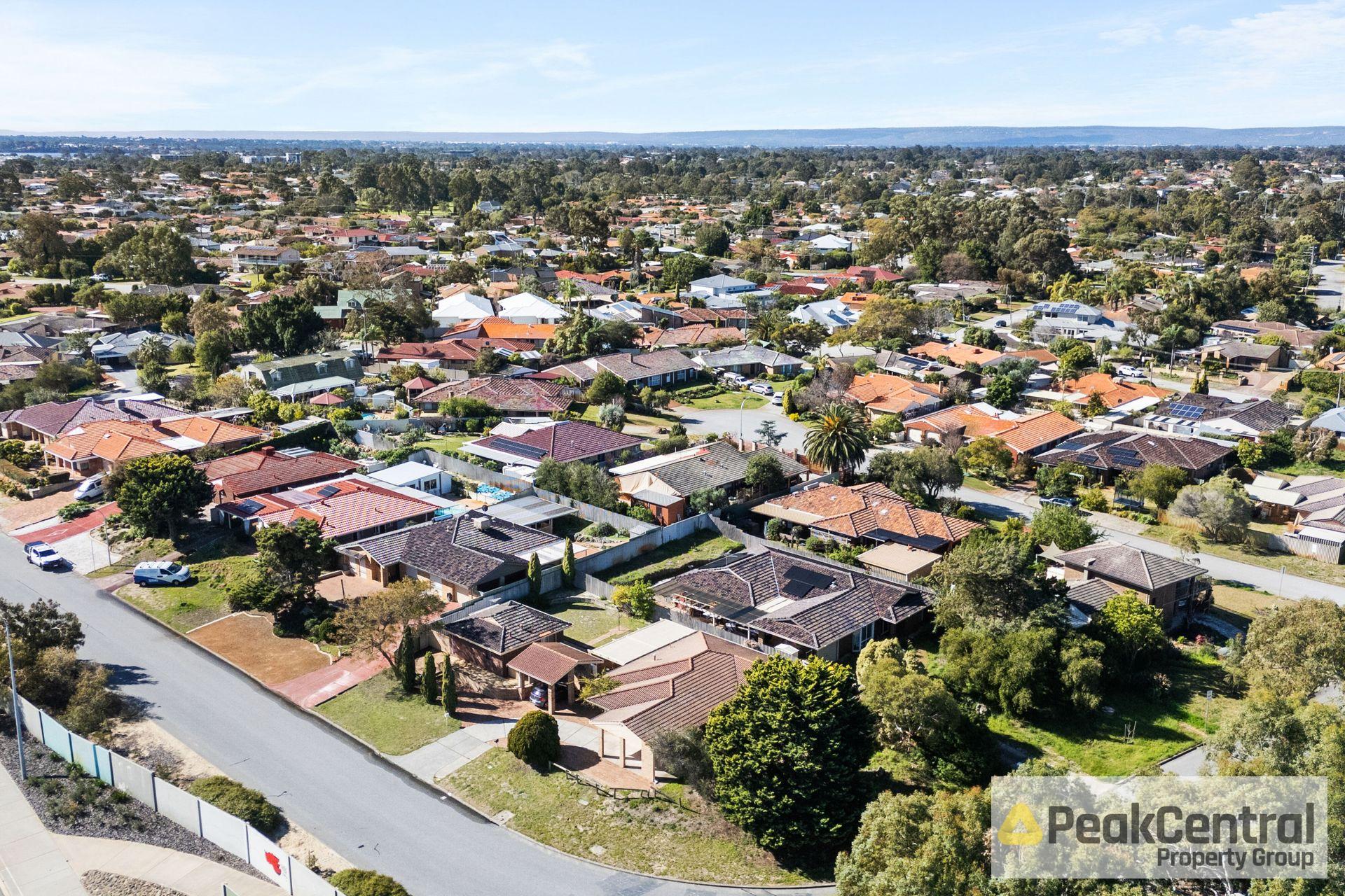 24 Urbahns Crescent, Bateman For Sale by Peak Central Property Group - image 28