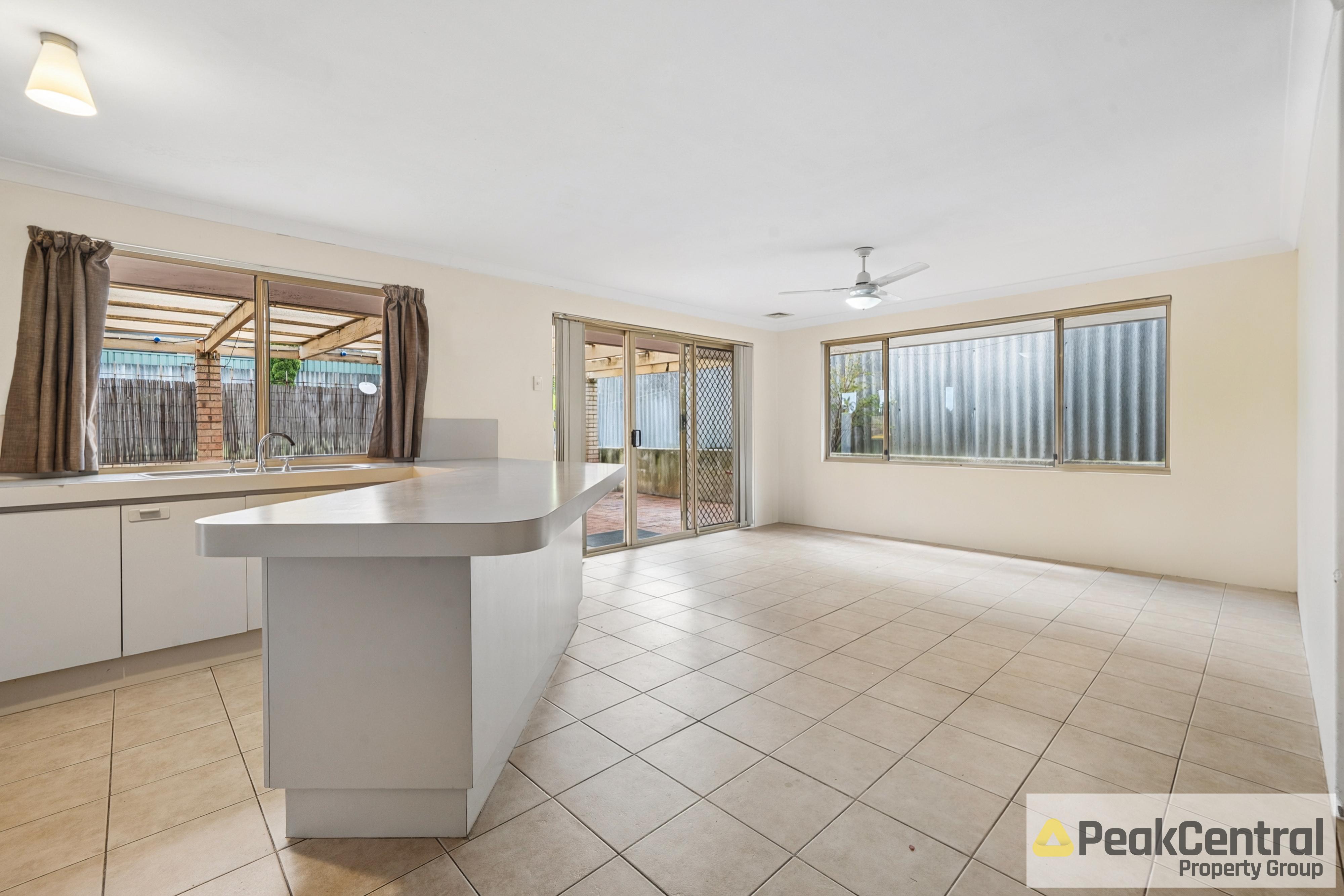 24 Urbahns Crescent, Bateman For Sale by Peak Central Property Group - image 9