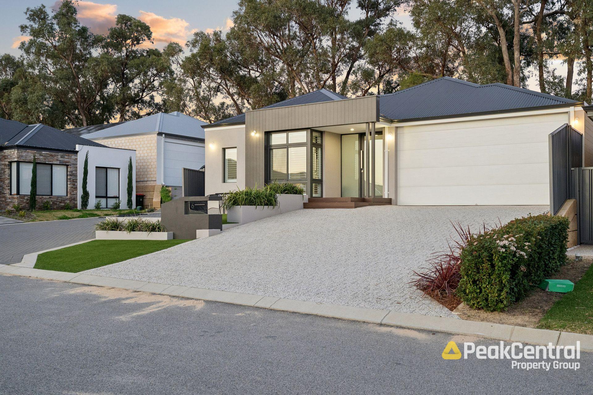 16 Petroica Terrace, Beeliar For Sale by Peak Central Property Group - image 2