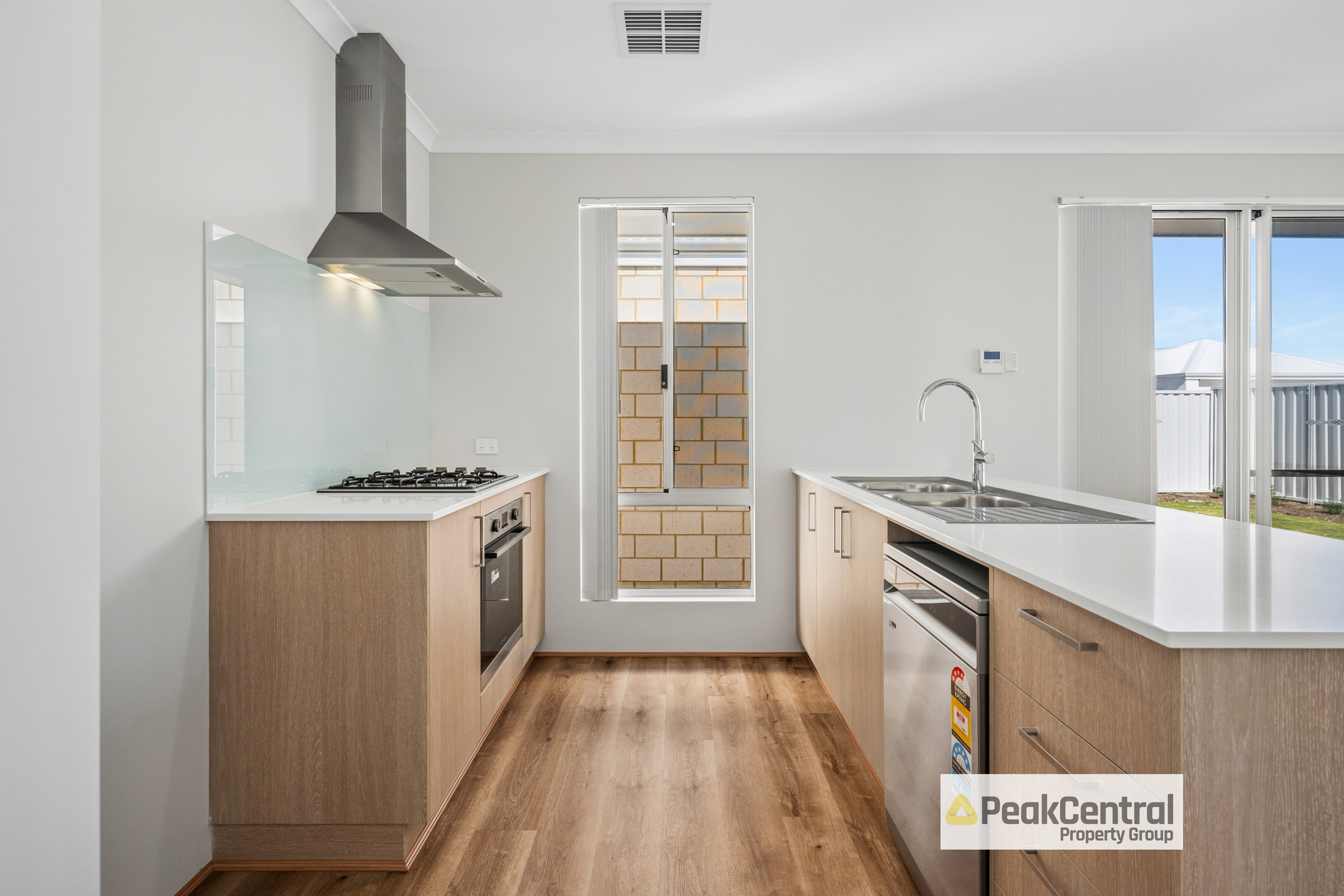 5 Sunny Drive, Singleton For Lease by Peak Central Property Group - image 2