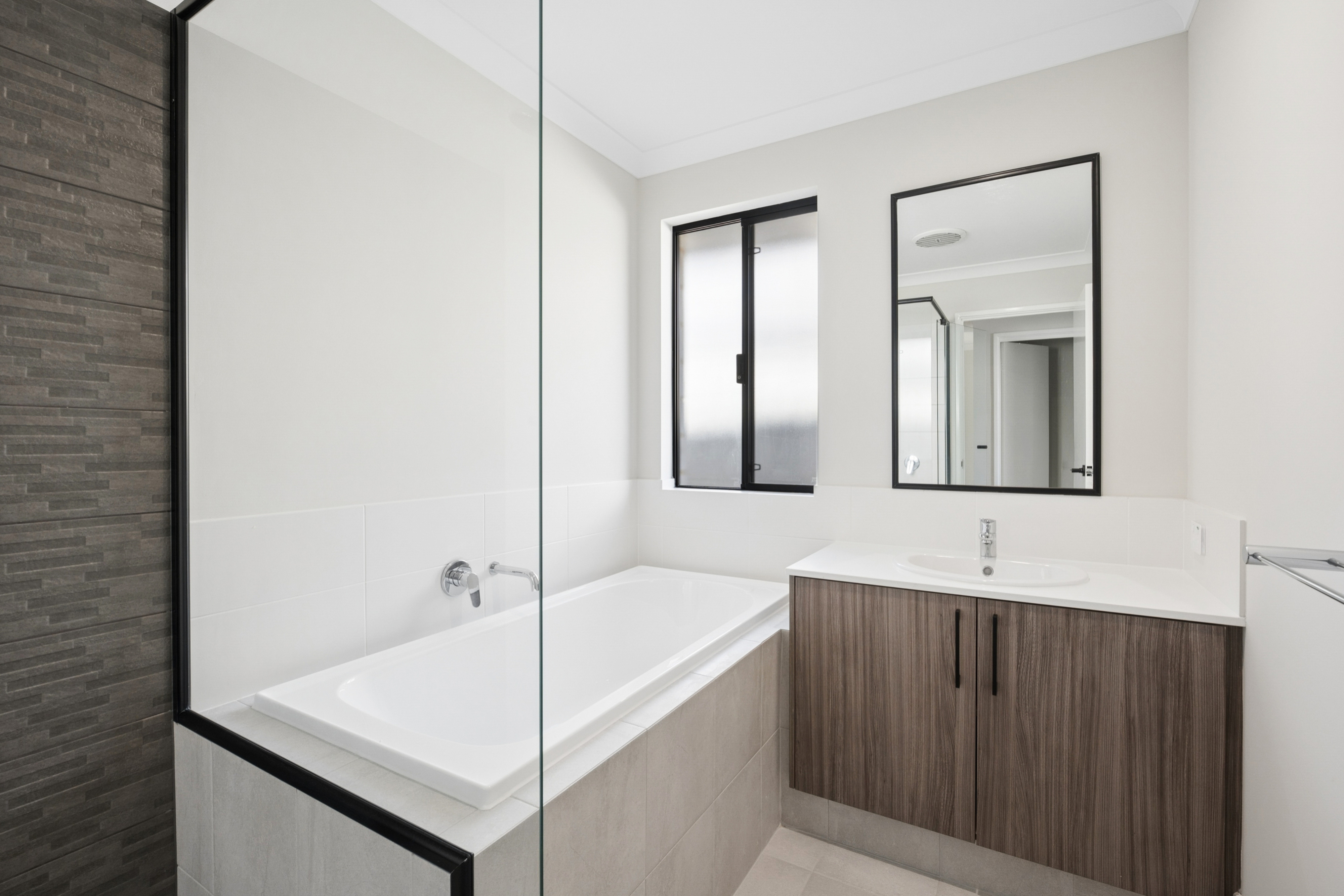5 Jubilee Circuit, Hilbert Leased by Peak Central Property Group - image 5