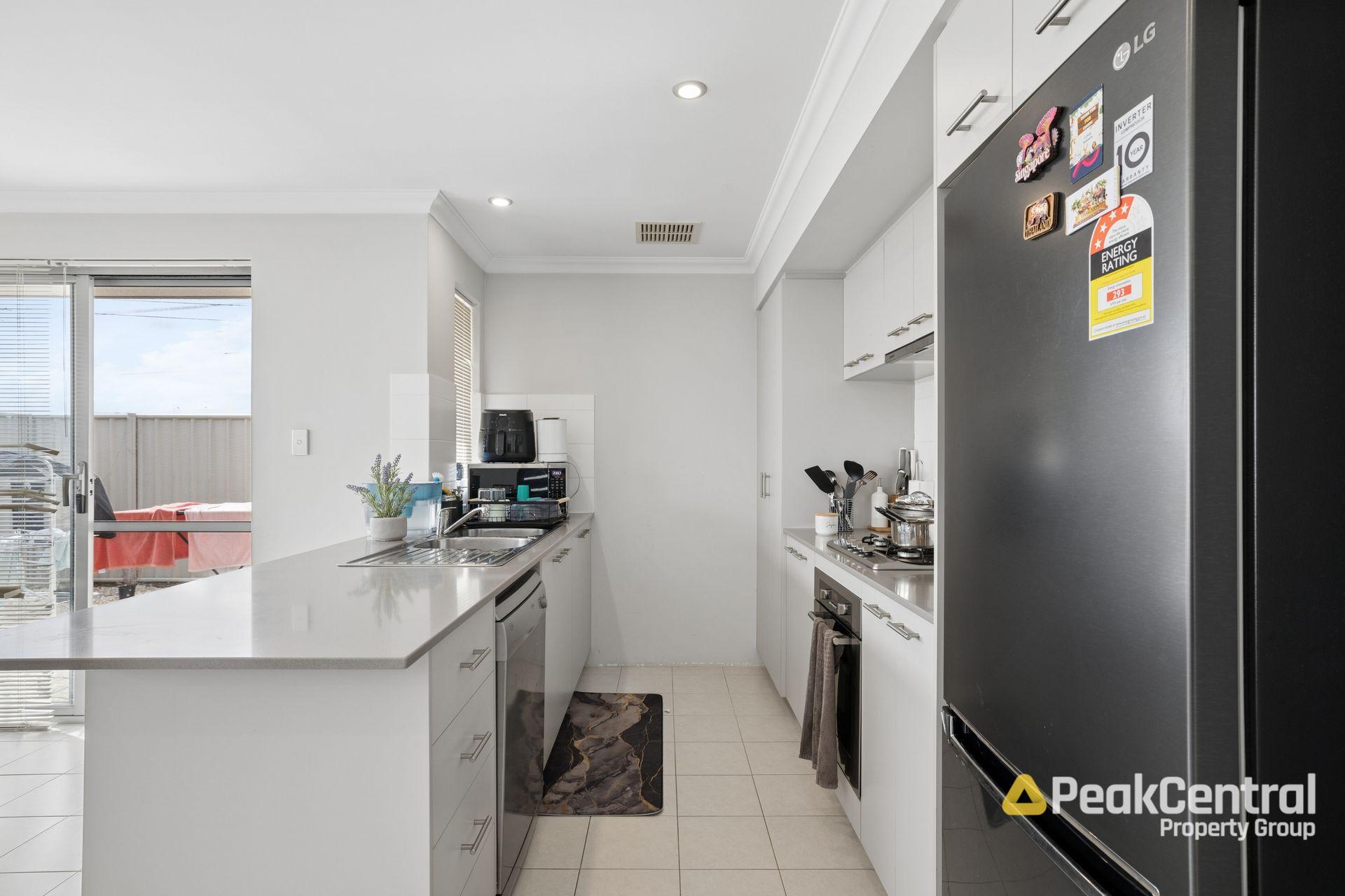 16/27 Barfield Road, Hammond Park For Sale by Peak Central Property Group - image 12