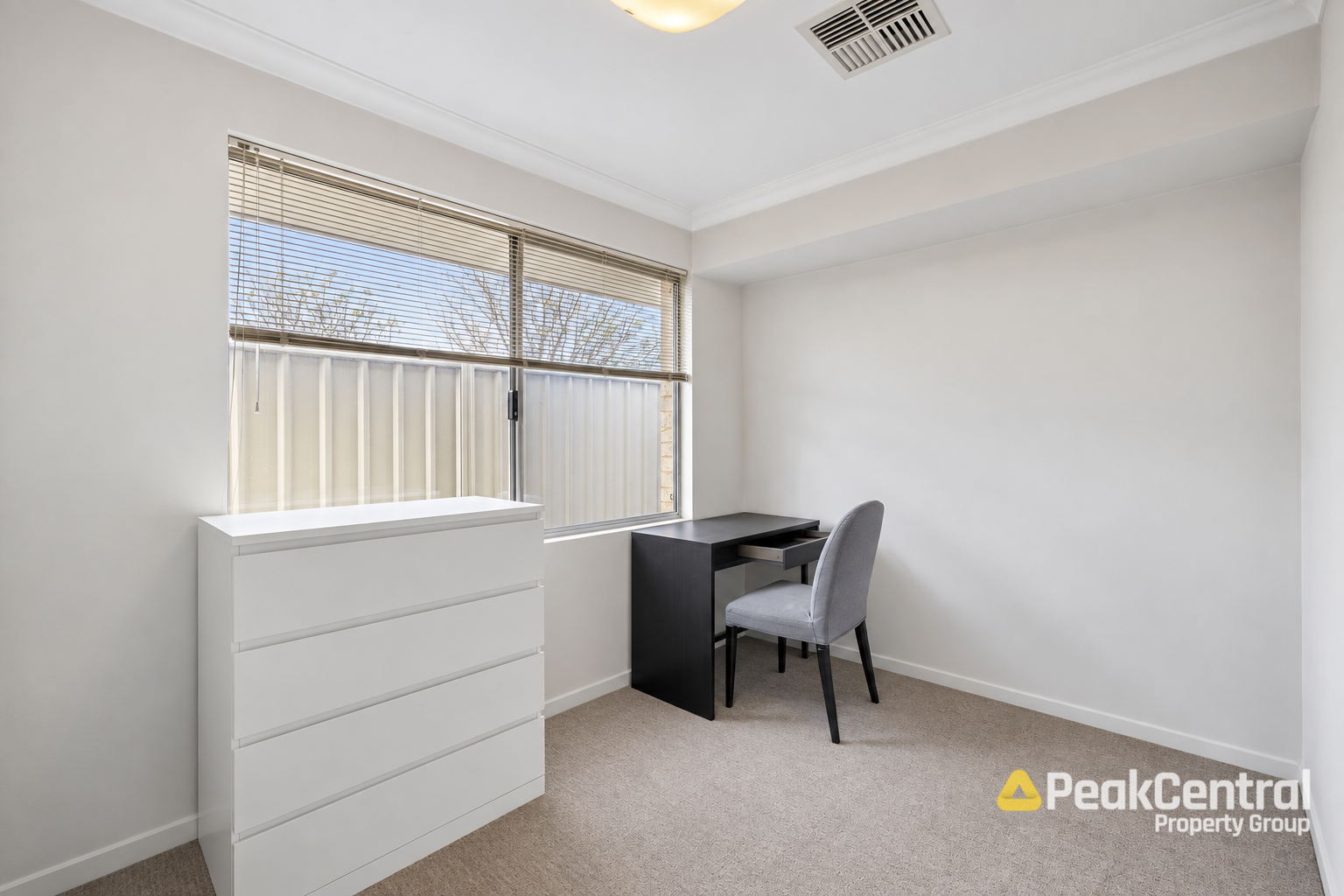 16/27 Barfield Road, Hammond Park For Sale by Peak Central Property Group - image 13