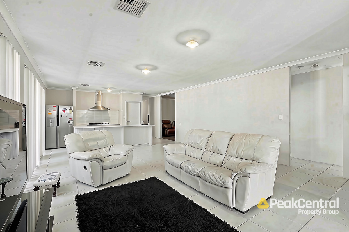18 Wintergreen, Treeby Leased by Peak Central Property Group - image 10