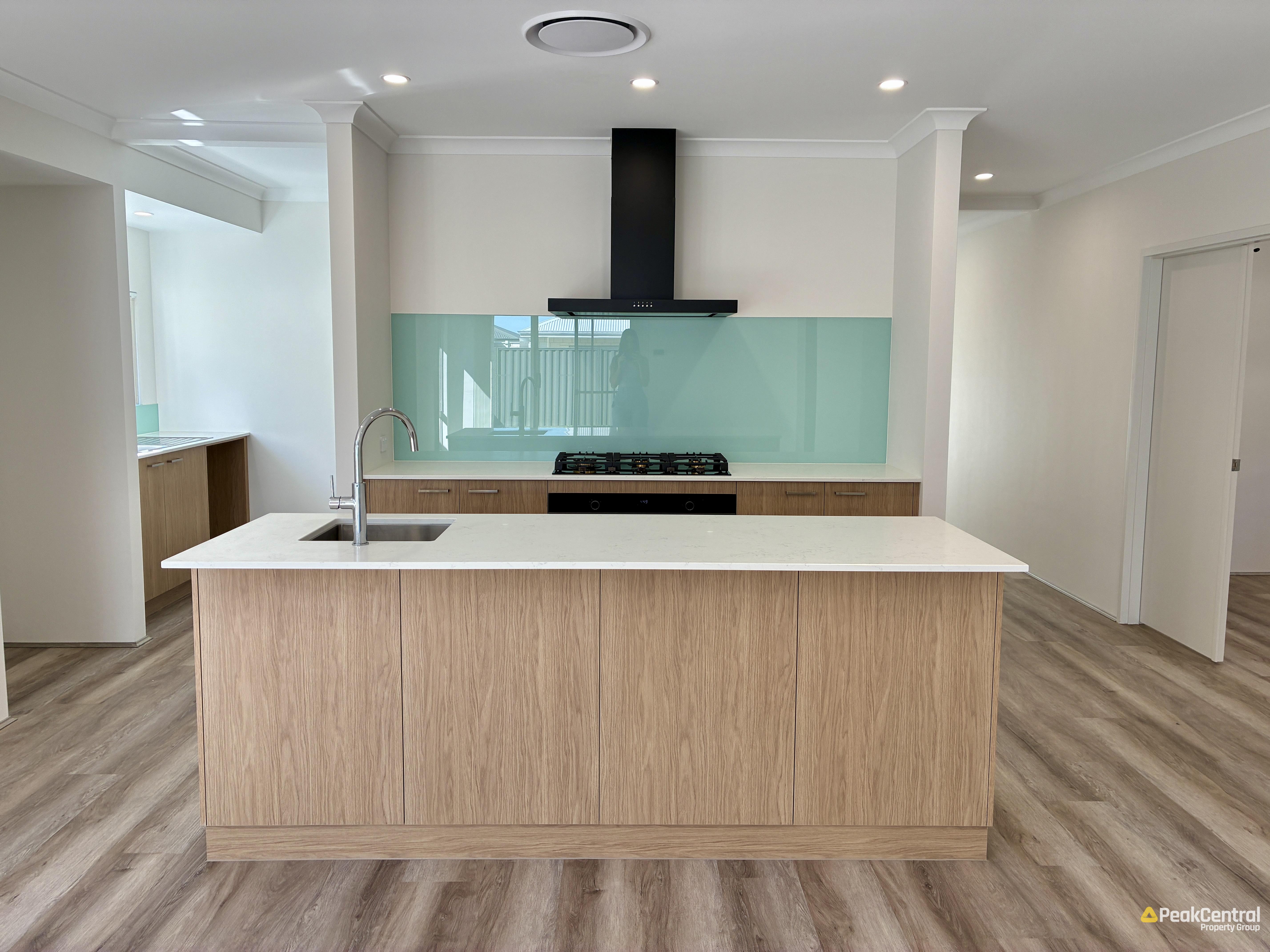 14 Lummus Street, Madora Bay Leased by Peak Central Property Group - image 12
