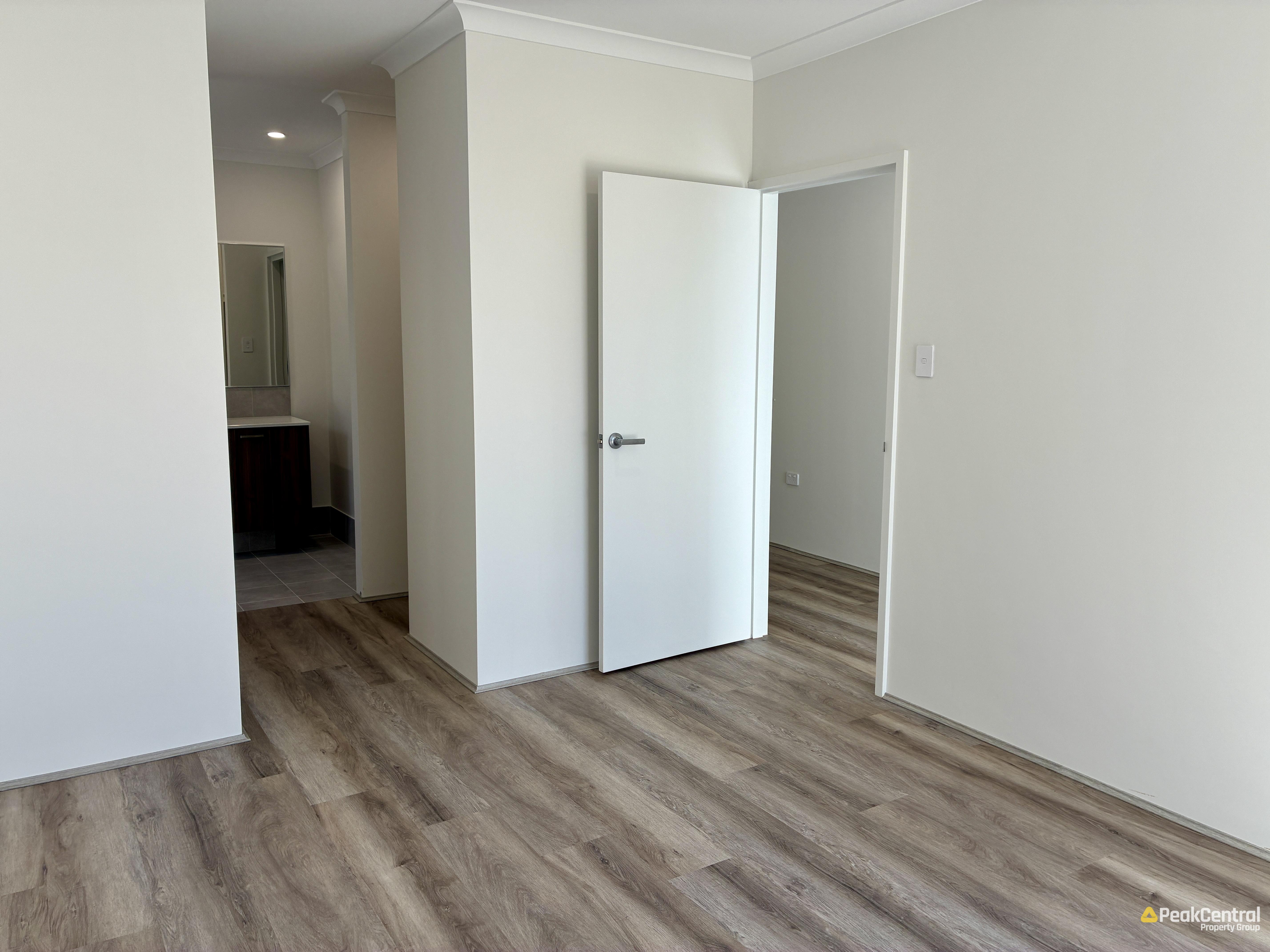 14 Lummus Street, Madora Bay Leased by Peak Central Property Group - image 4