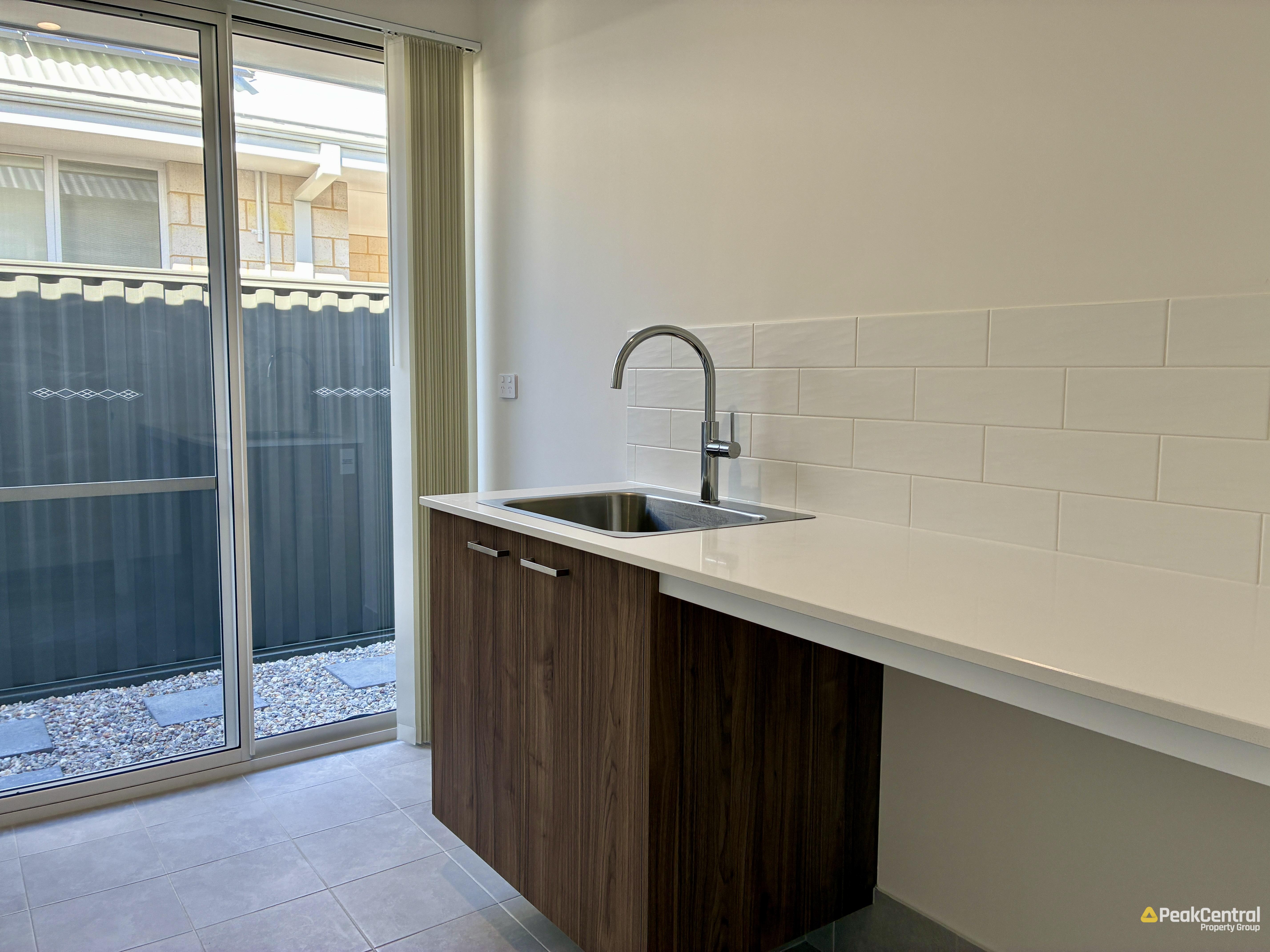 14 Lummus Street, Madora Bay Leased by Peak Central Property Group - image 26