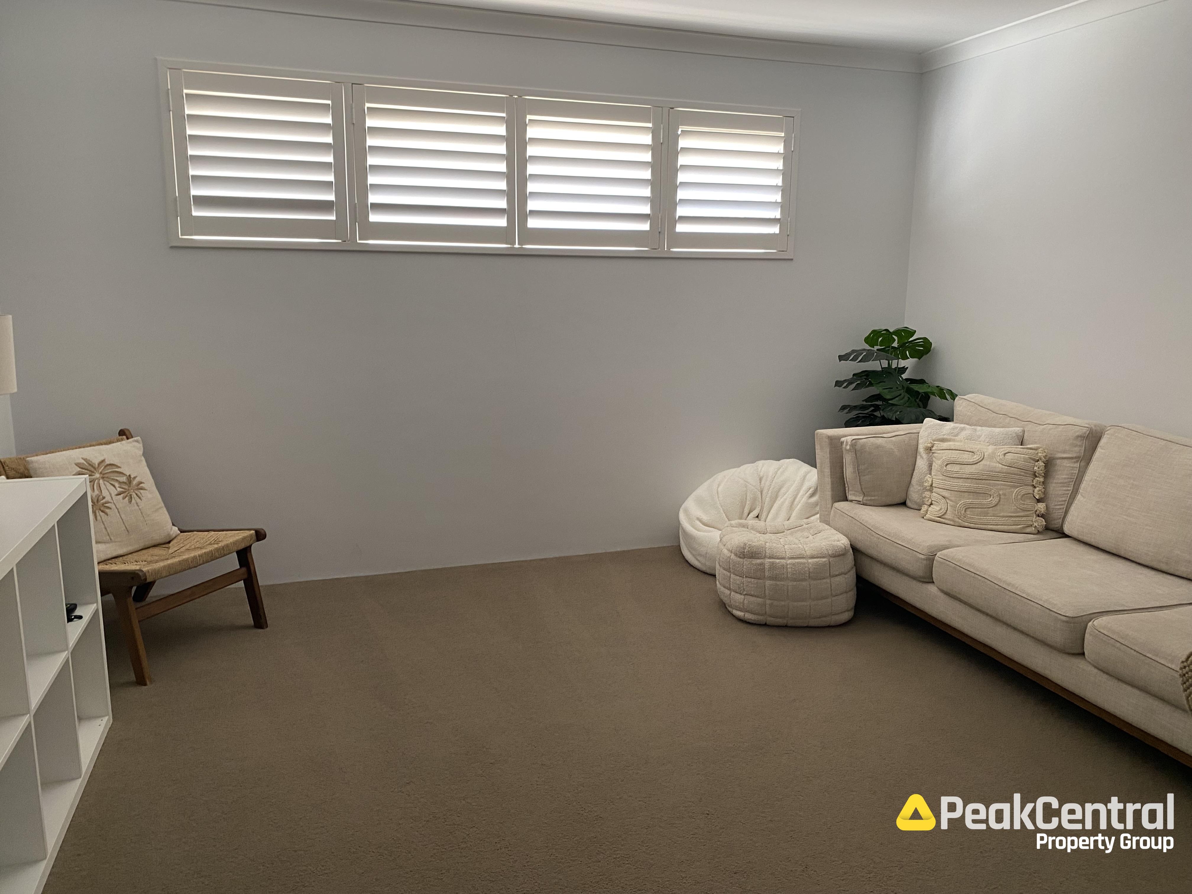 9 Splendens Turn, Halls Head Leased by Peak Central Property Group - image 8