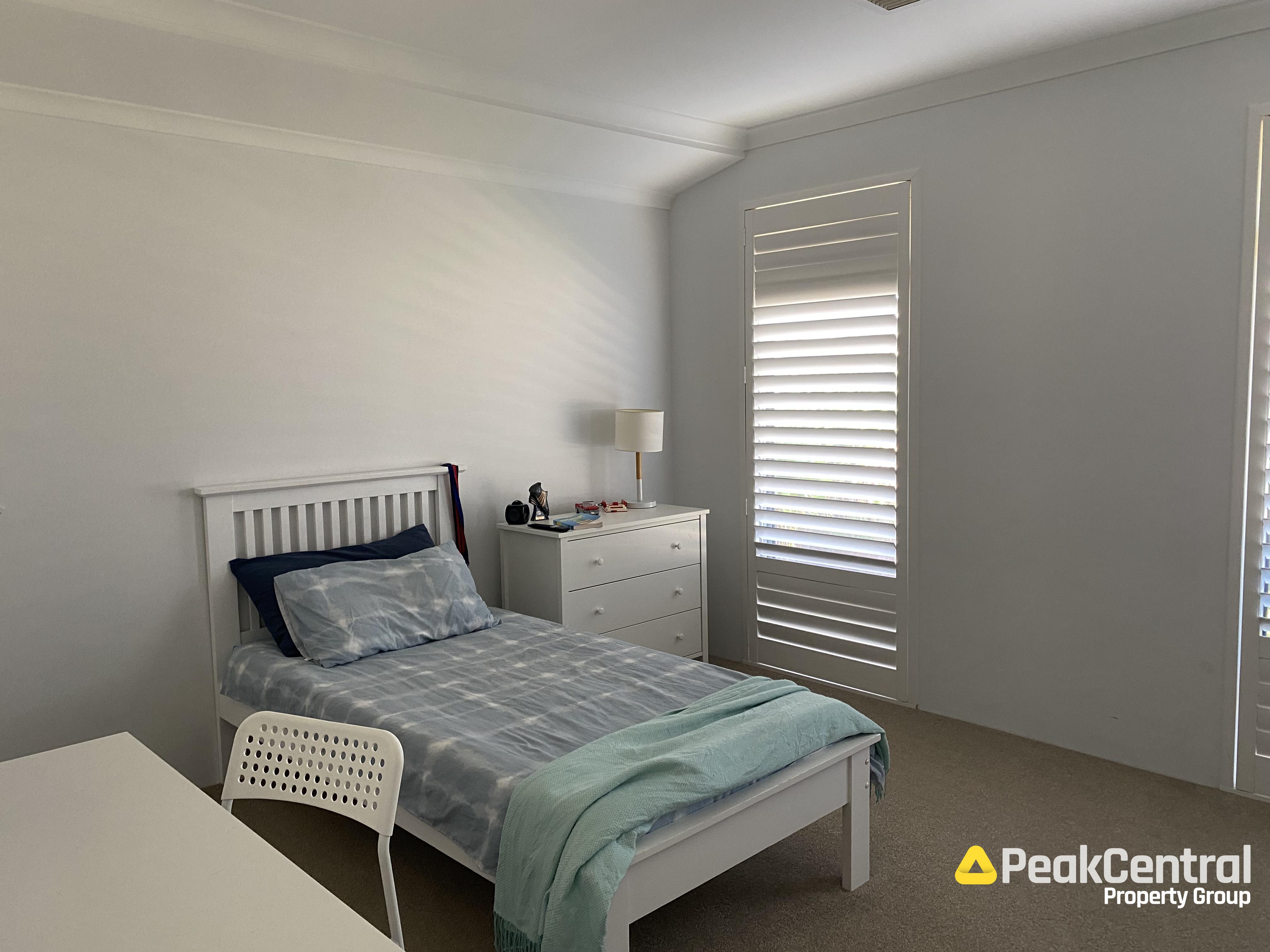9 Splendens Turn, Halls Head Leased by Peak Central Property Group - image 11