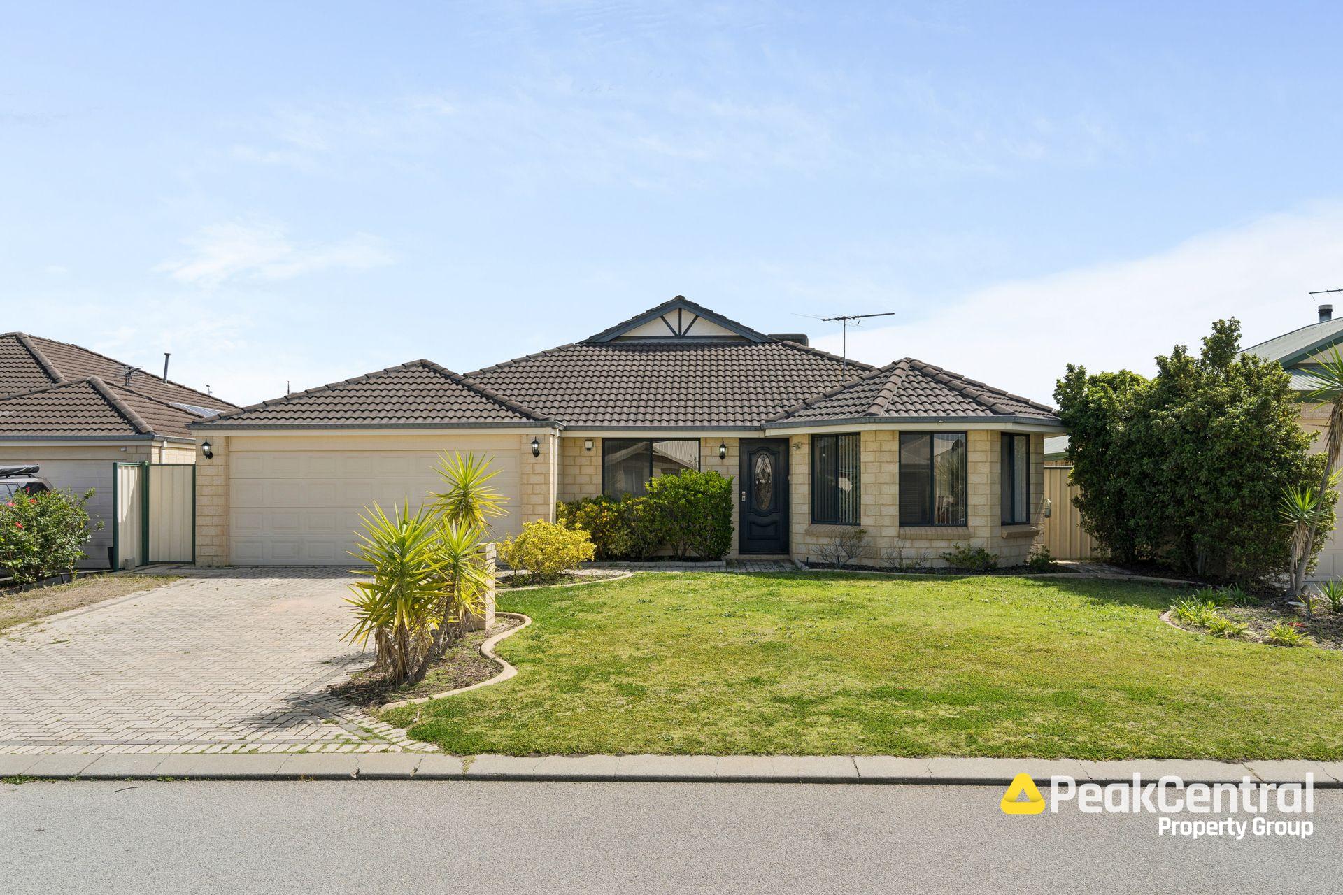 6 Sherbourne  Corner, Success For Sale by Peak Central Property Group