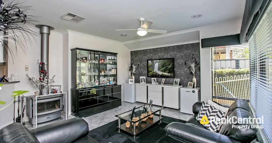 7 Laigo Way, Hammond Park For Lease by Peak Central Property Group - image 5