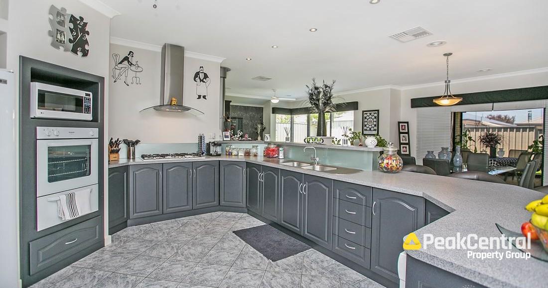 7 Laigo Way, Hammond Park For Lease by Peak Central Property Group - image 2
