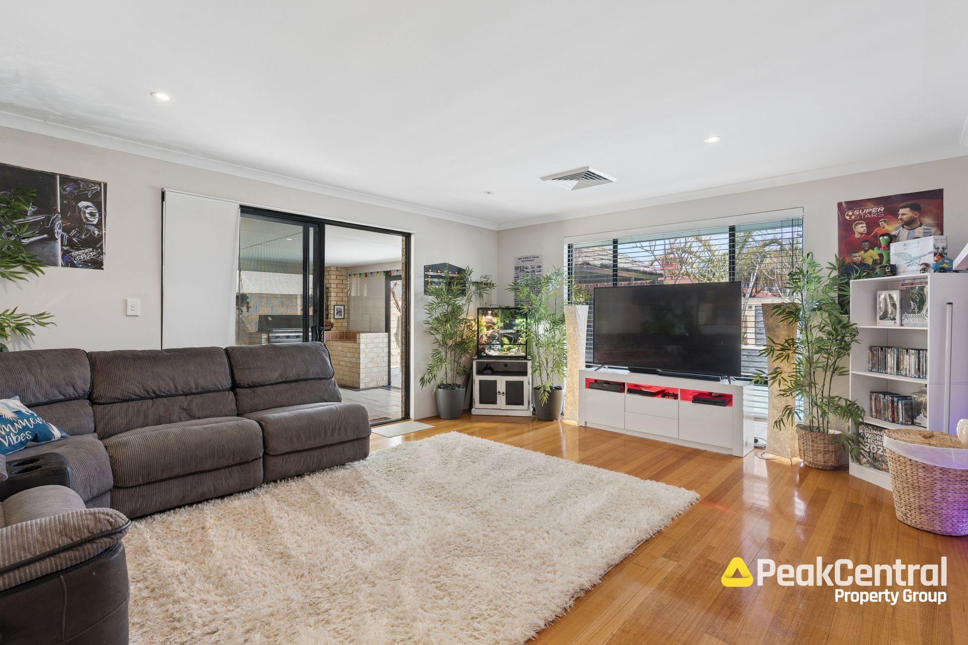7 Discovery Cove, Halls Head For Sale by Peak Central Property Group - image 13