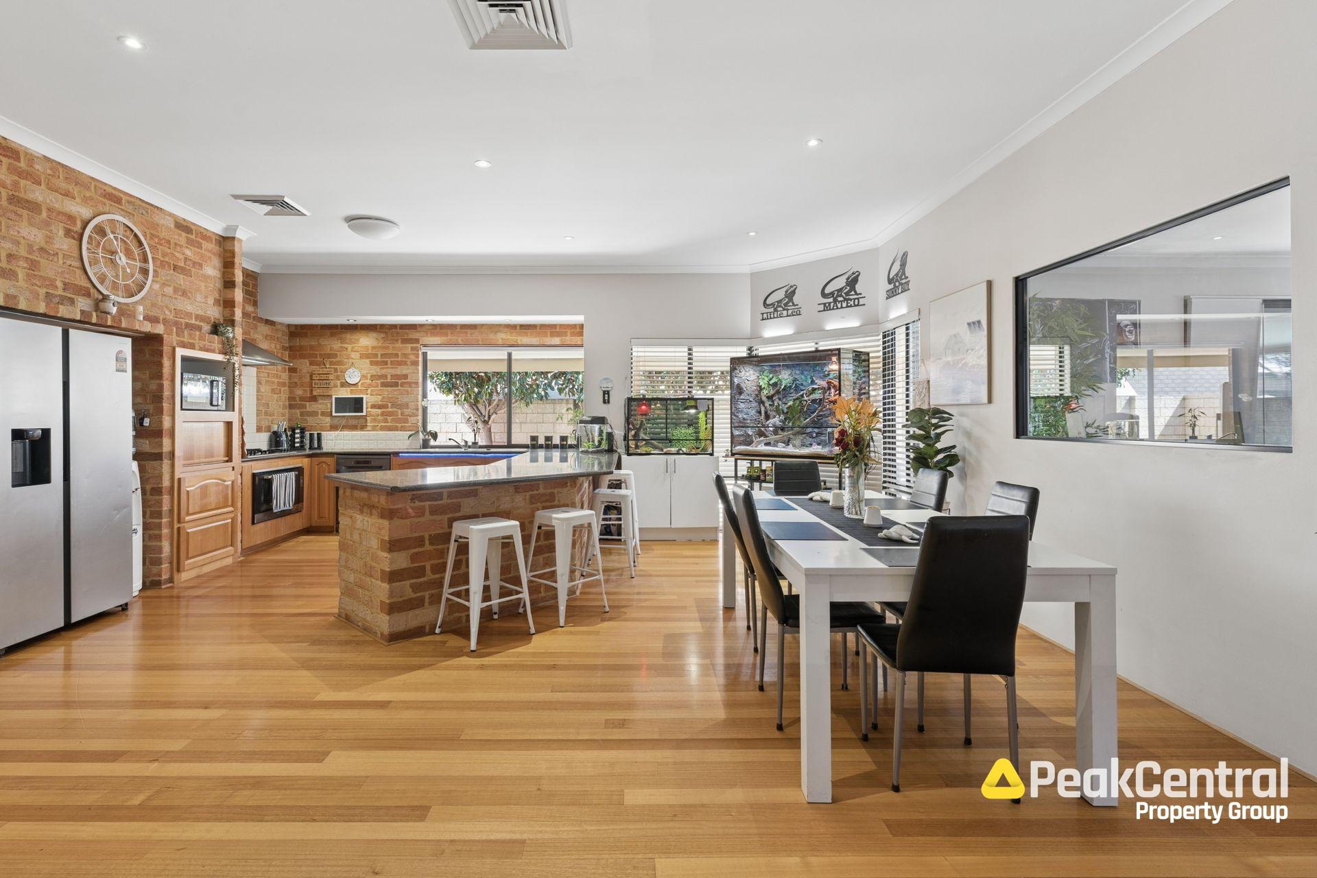 7 Discovery Cove, Halls Head For Sale by Peak Central Property Group - image 2